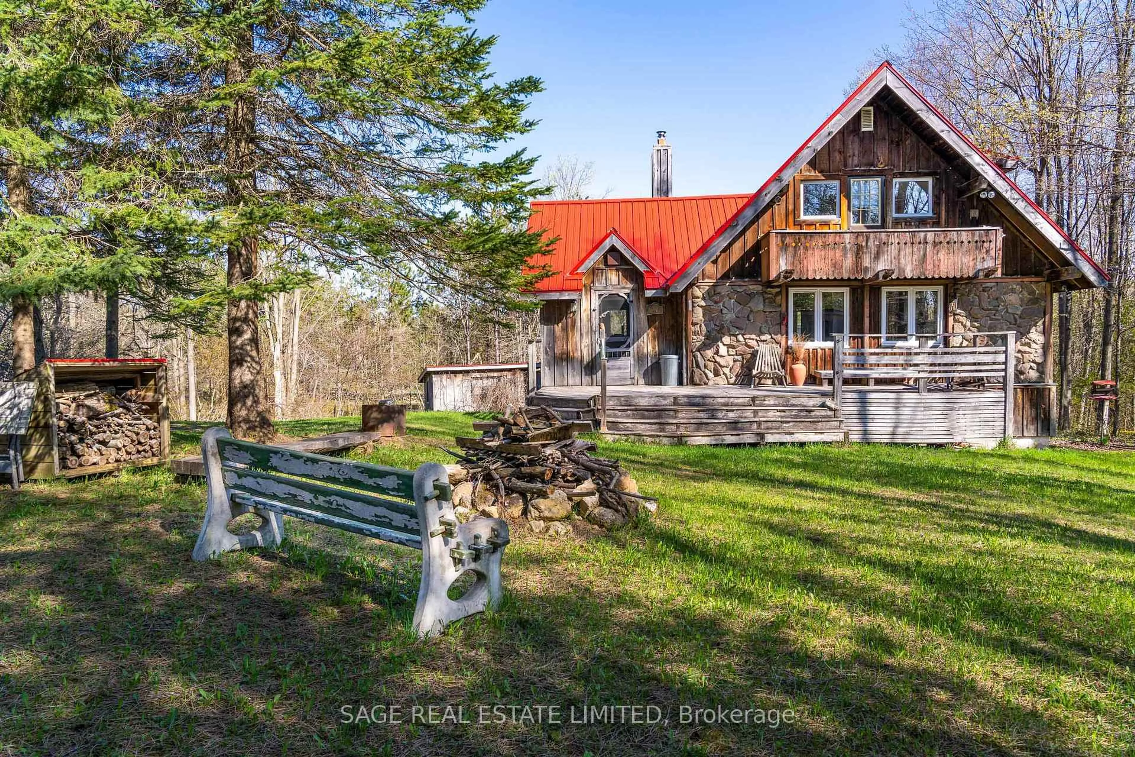 A pic from outside/outdoor area/front of a property/back of a property/a pic from drone, water/lake/river/ocean view for 9324 Ewing Rd, Clearview Ontario N0C 1M0