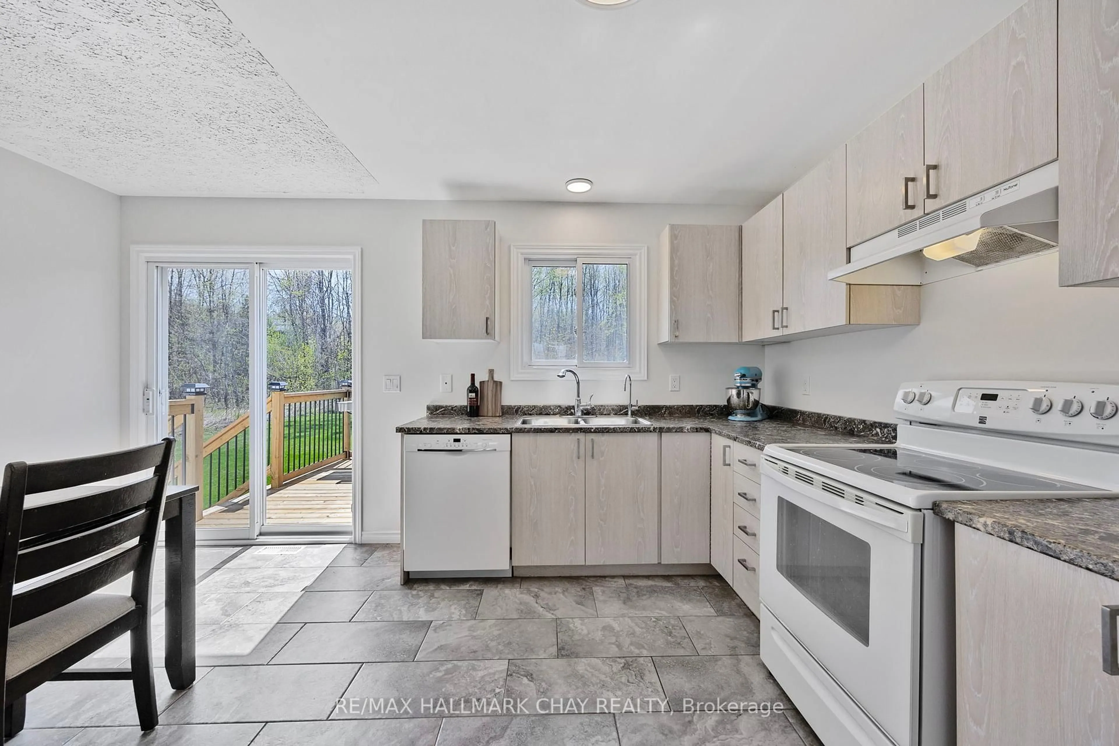 Open concept kitchen, ceramic/tile floor for 12984 County Road 16 N/A, Severn Ontario L0K 1E0