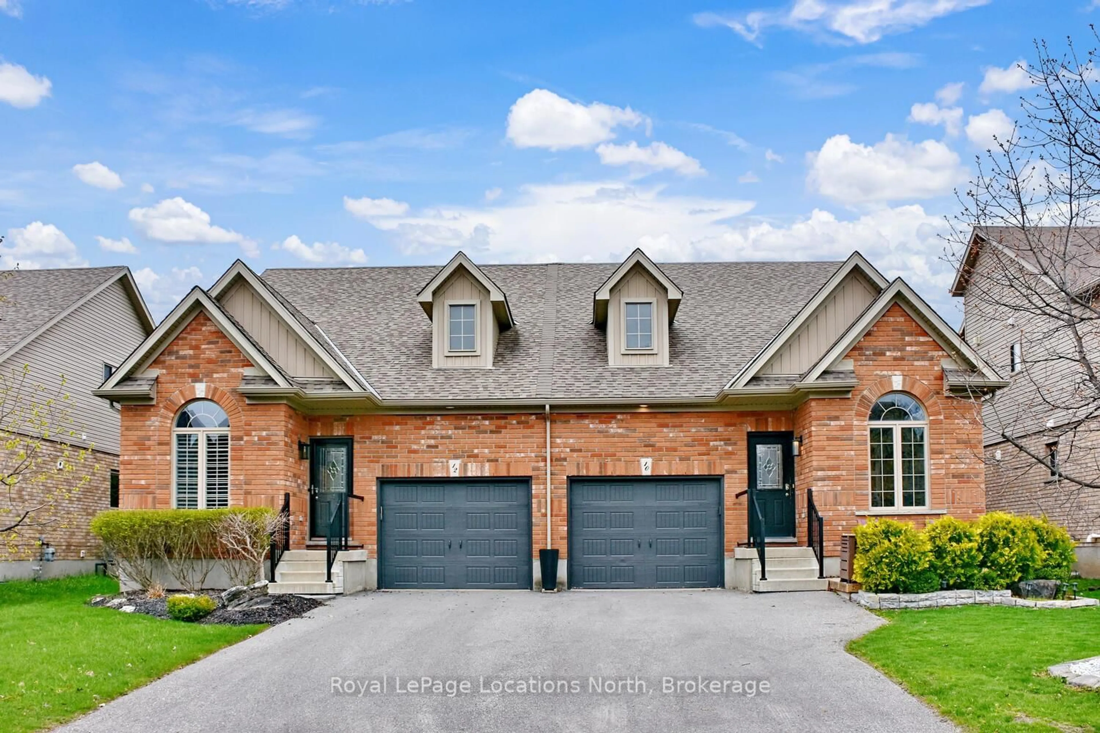Home with brick exterior material, street for 10 Barr St, Collingwood Ontario L9Y 0E5