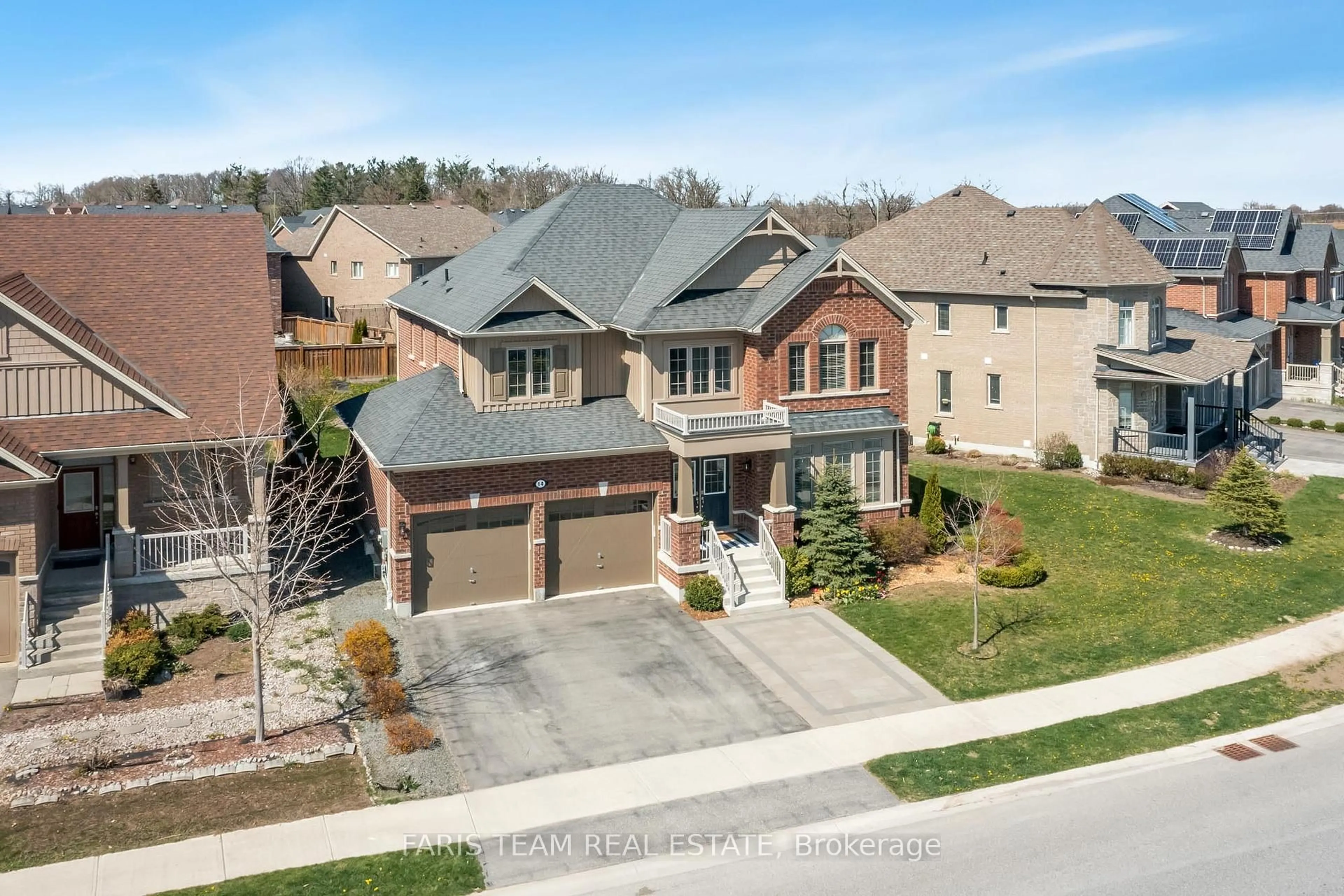 A pic from outside/outdoor area/front of a property/back of a property/a pic from drone, street for 14 Marks Rd, Springwater Ontario L9X 0S5
