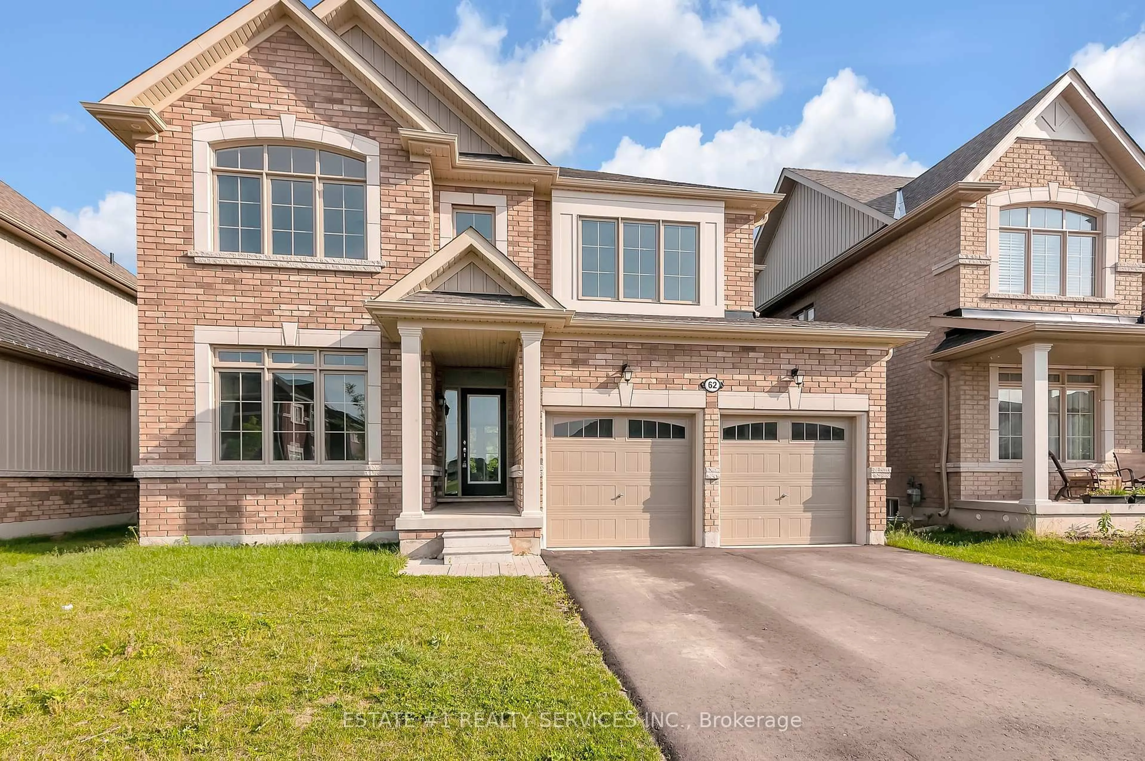 Home with brick exterior material, street for 62 Kirby Ave, Collingwood Ontario L9Y 3Y8