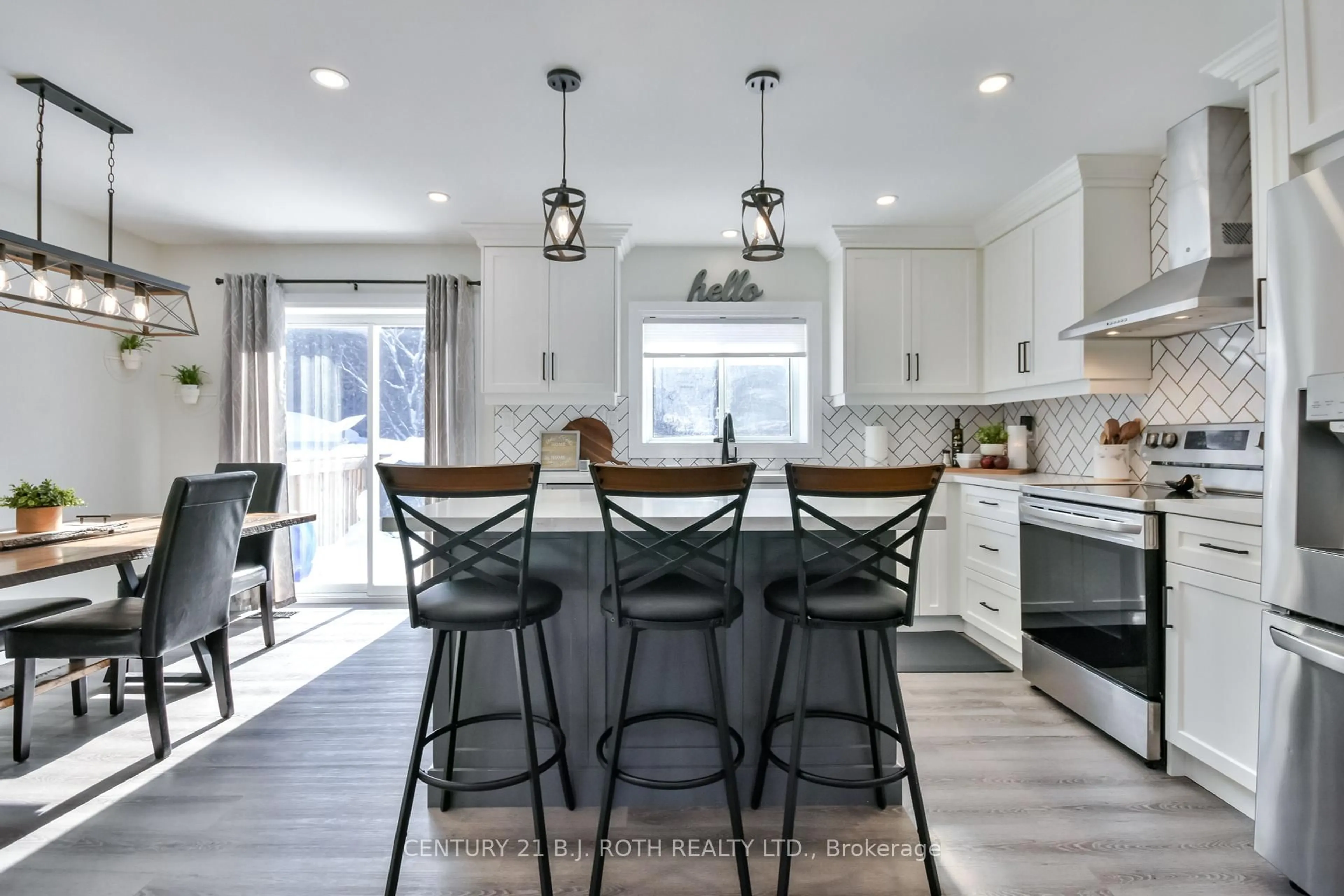 Open concept kitchen, unknown for 6083 Vasey Rd, Springwater Ontario L0L 1P0