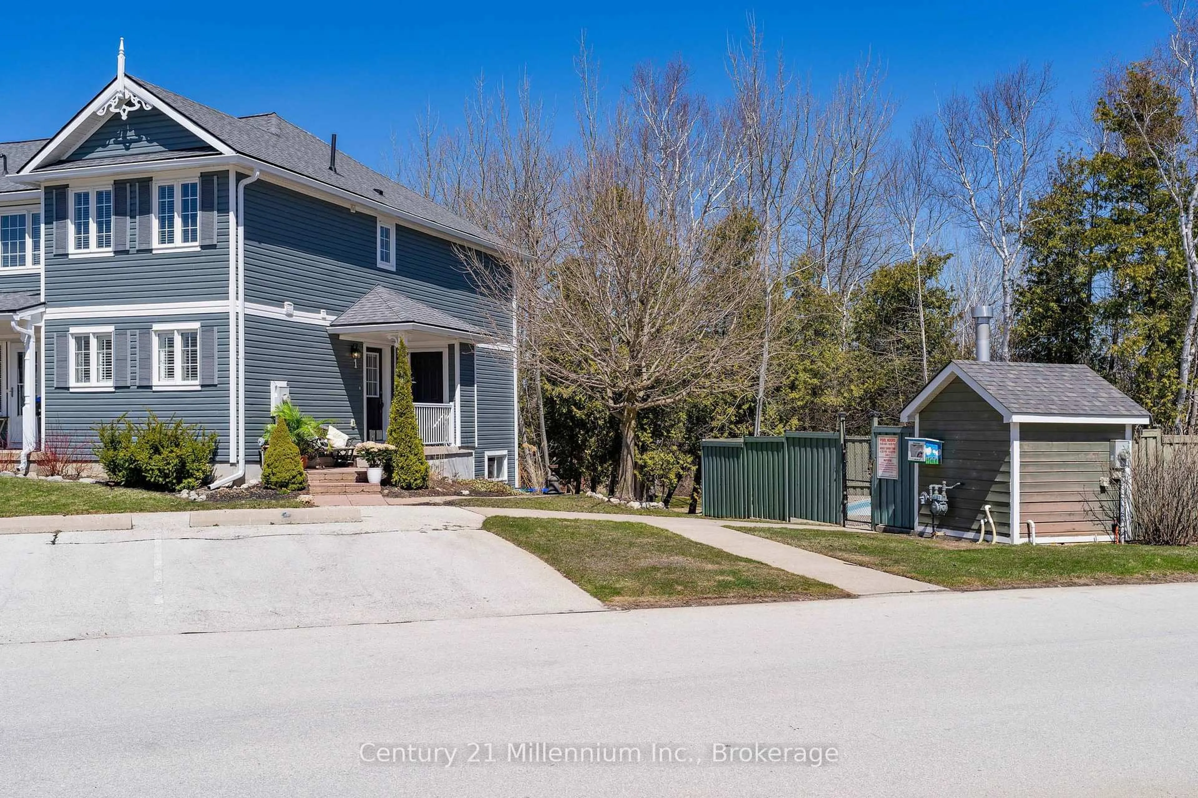 A pic from outside/outdoor area/front of a property/back of a property/a pic from drone, street for 1 Westwind Dr, Collingwood Ontario L9Y 5J1