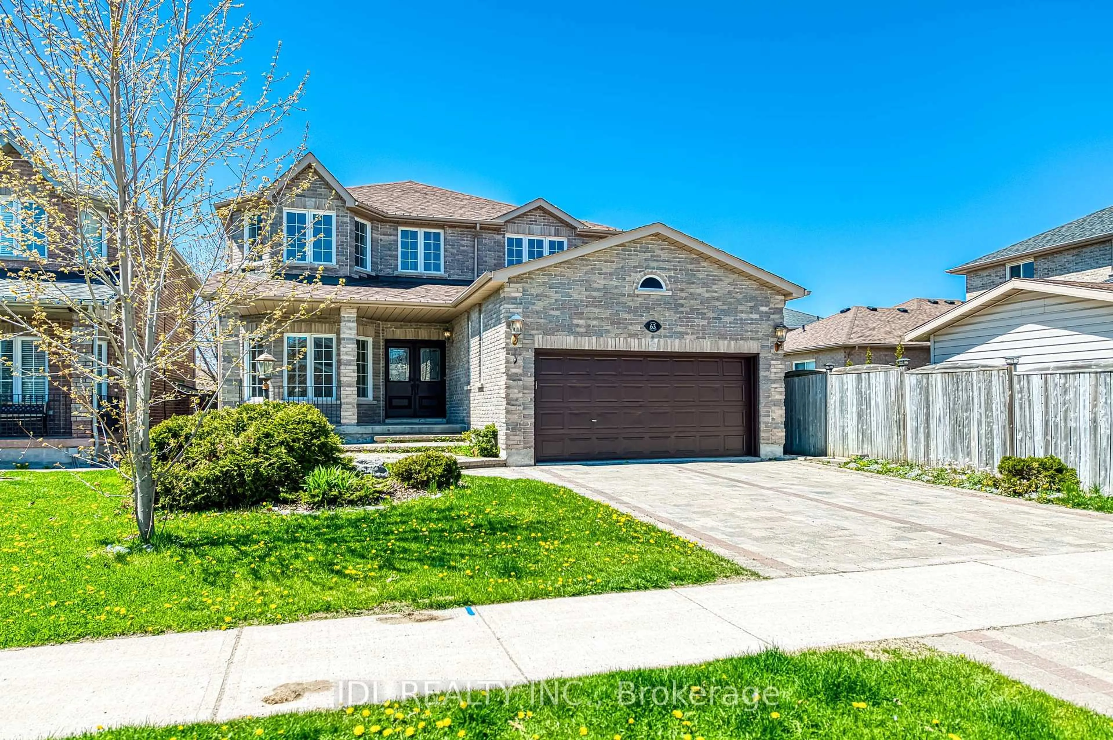 Home with brick exterior material, street for 63 Joseph Cres, Barrie Ontario L0G 1L0