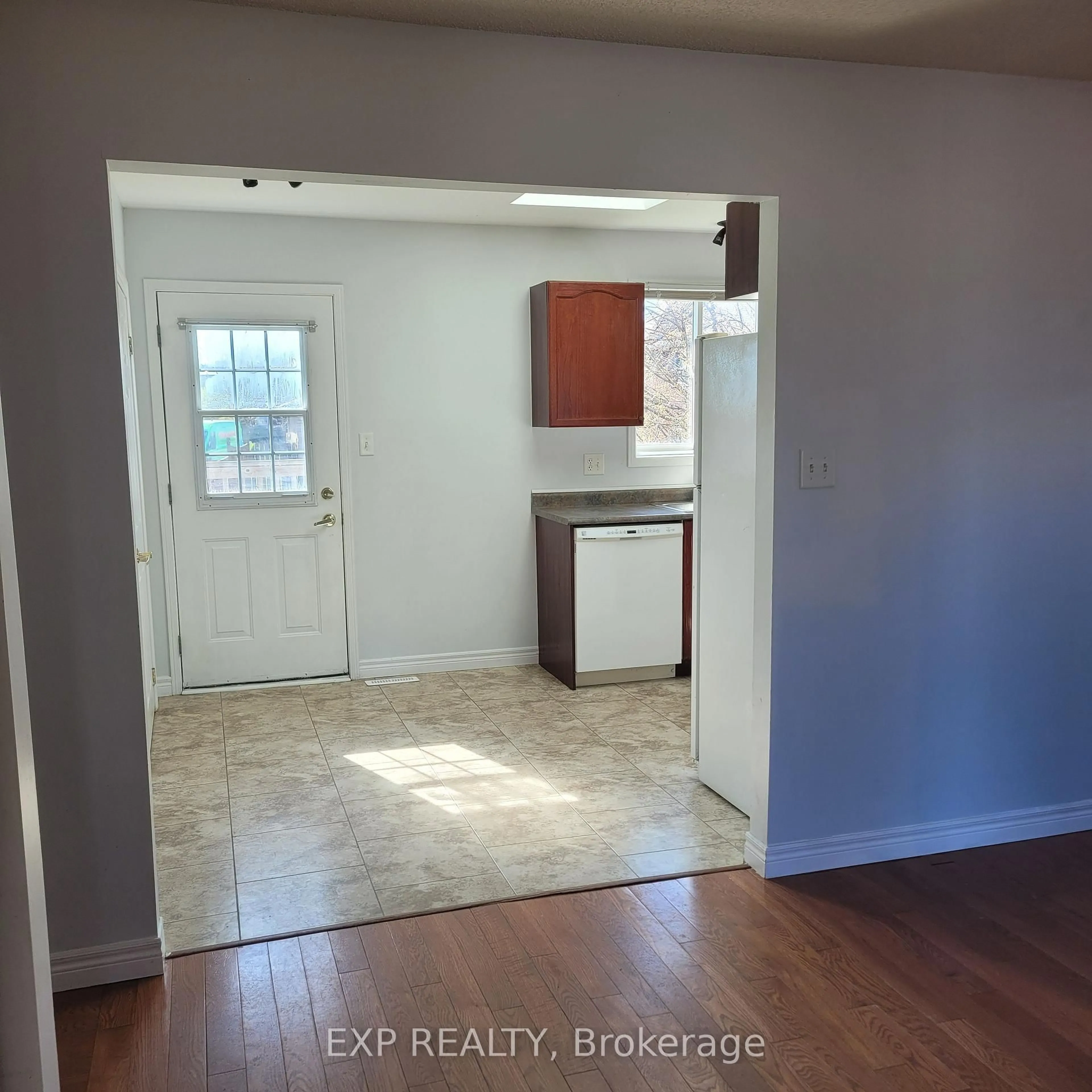 A pic of a room for 306 Johnson St, Barrie Ontario L4M 7A3