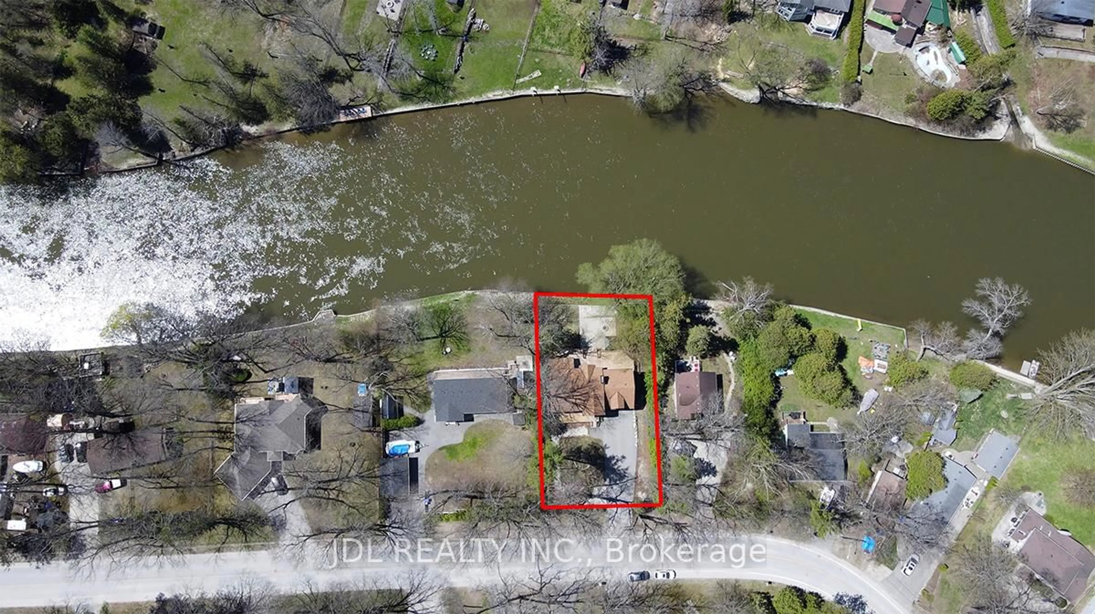 A pic from outside/outdoor area/front of a property/back of a property/a pic from drone, water/lake/river/ocean view for 646 Oxbow Park Dr, Wasaga Beach Ontario L9Z 2V2