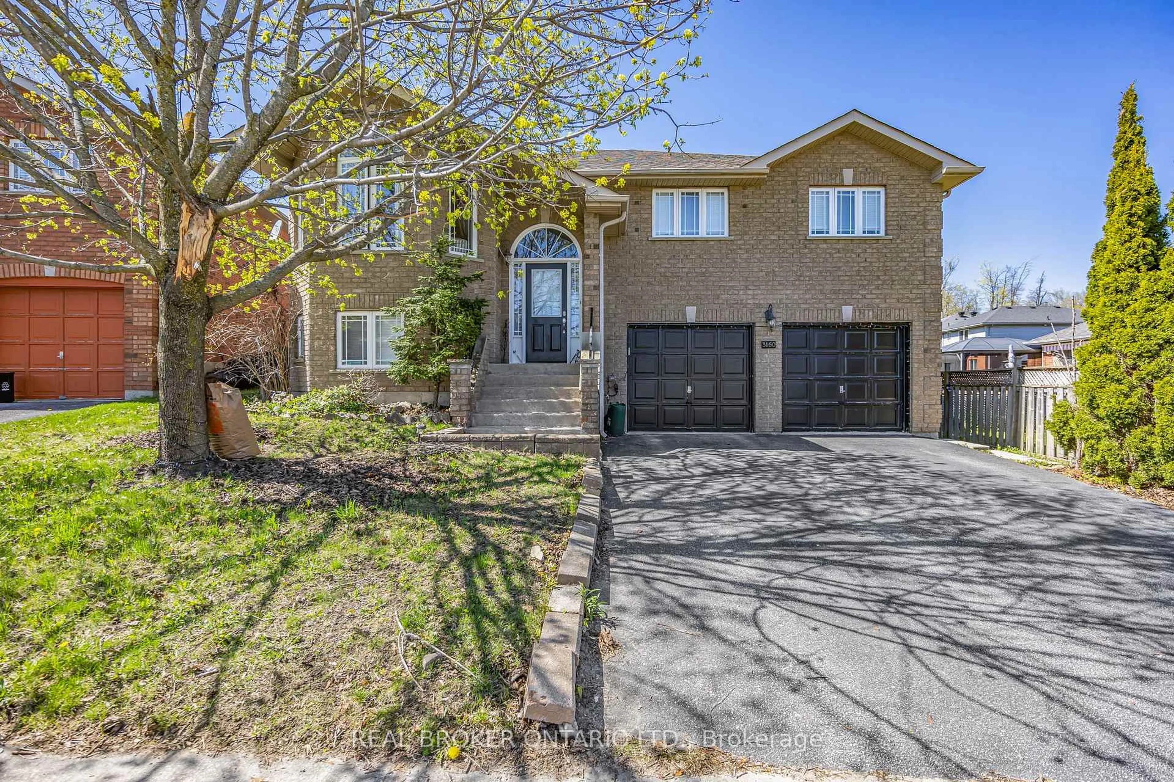 Home with brick exterior material, street for 3160 Emperor Dr, Orillia Ontario L3V 7X1