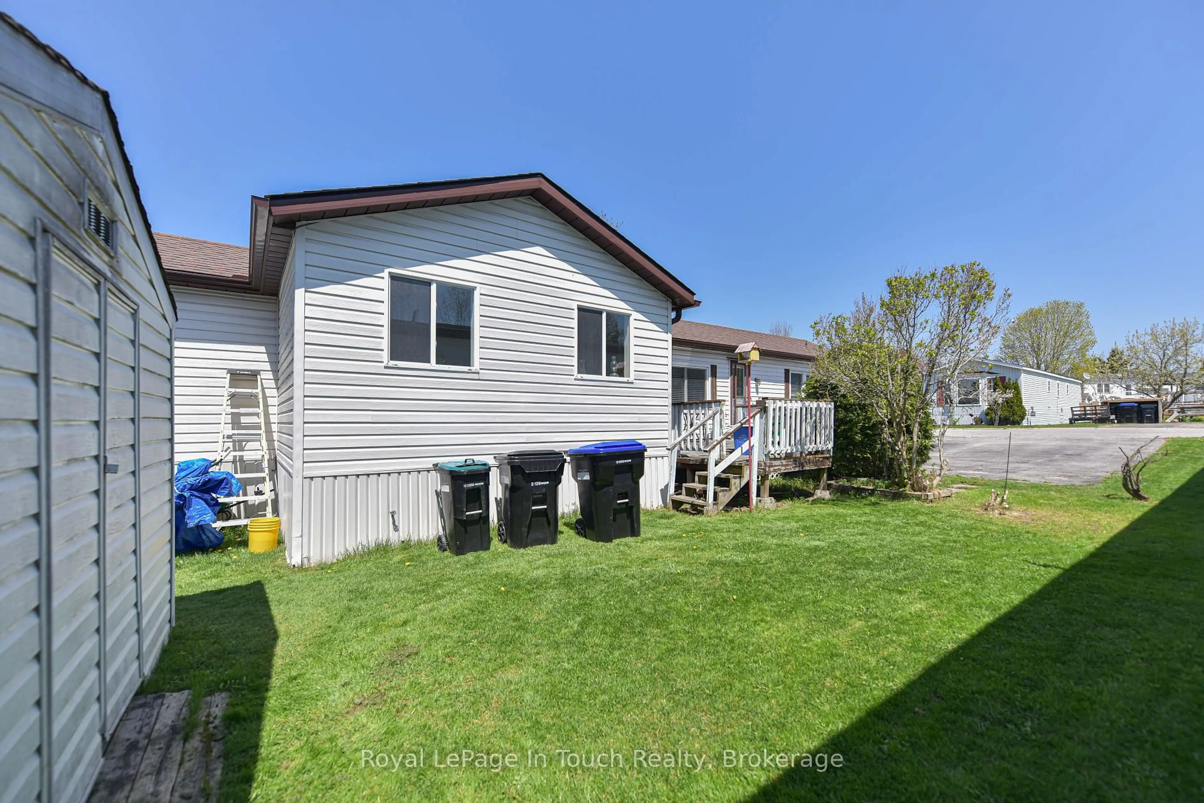 Unknown for 4106 Ash Cres, Severn Ontario L3V 0V1