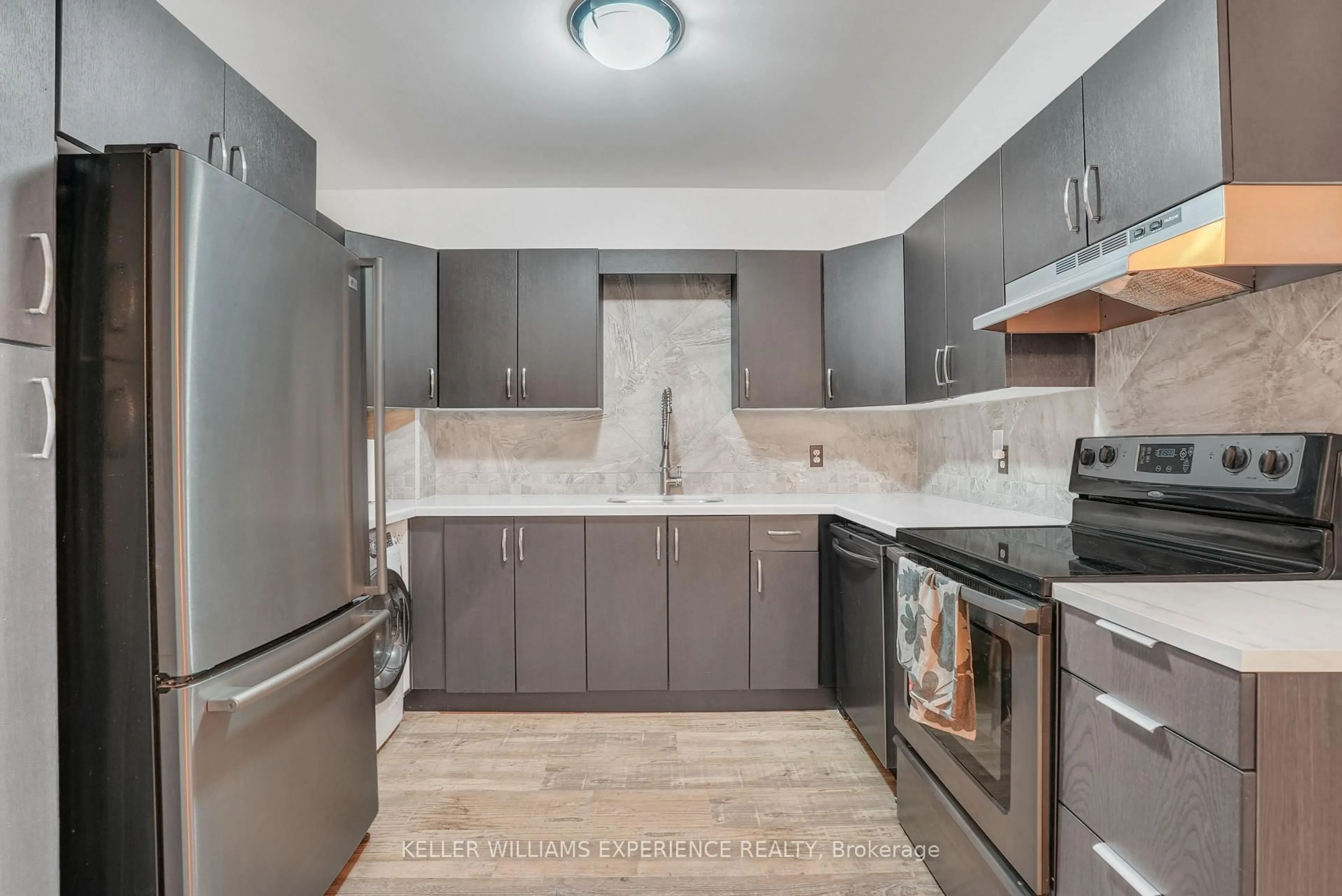 Unknown for 126 Bell Farm Rd #312, Barrie Ontario L4M 6J3