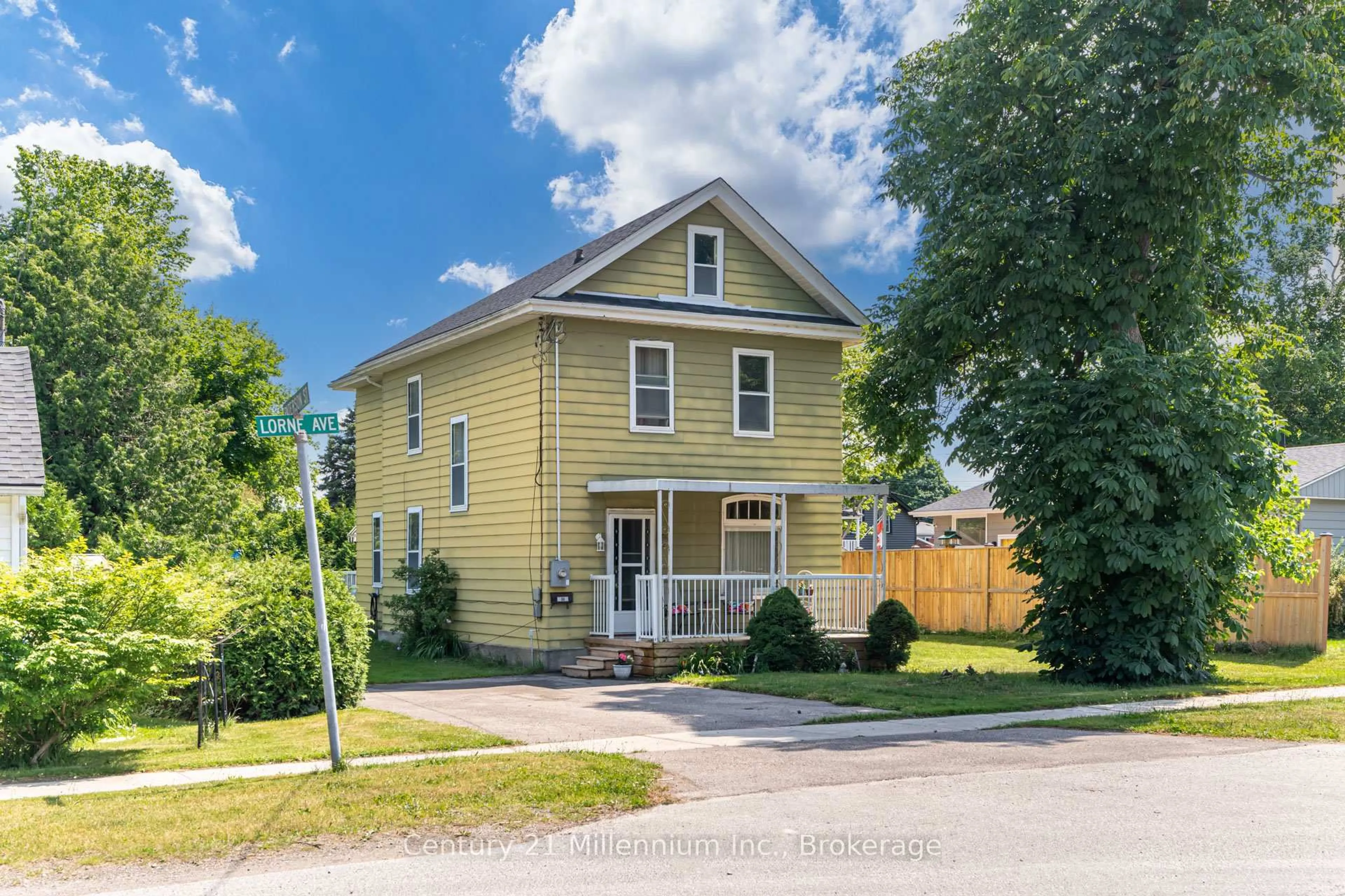 Unknown for 14 Lorne Ave, Collingwood Ontario L9Y 2B6
