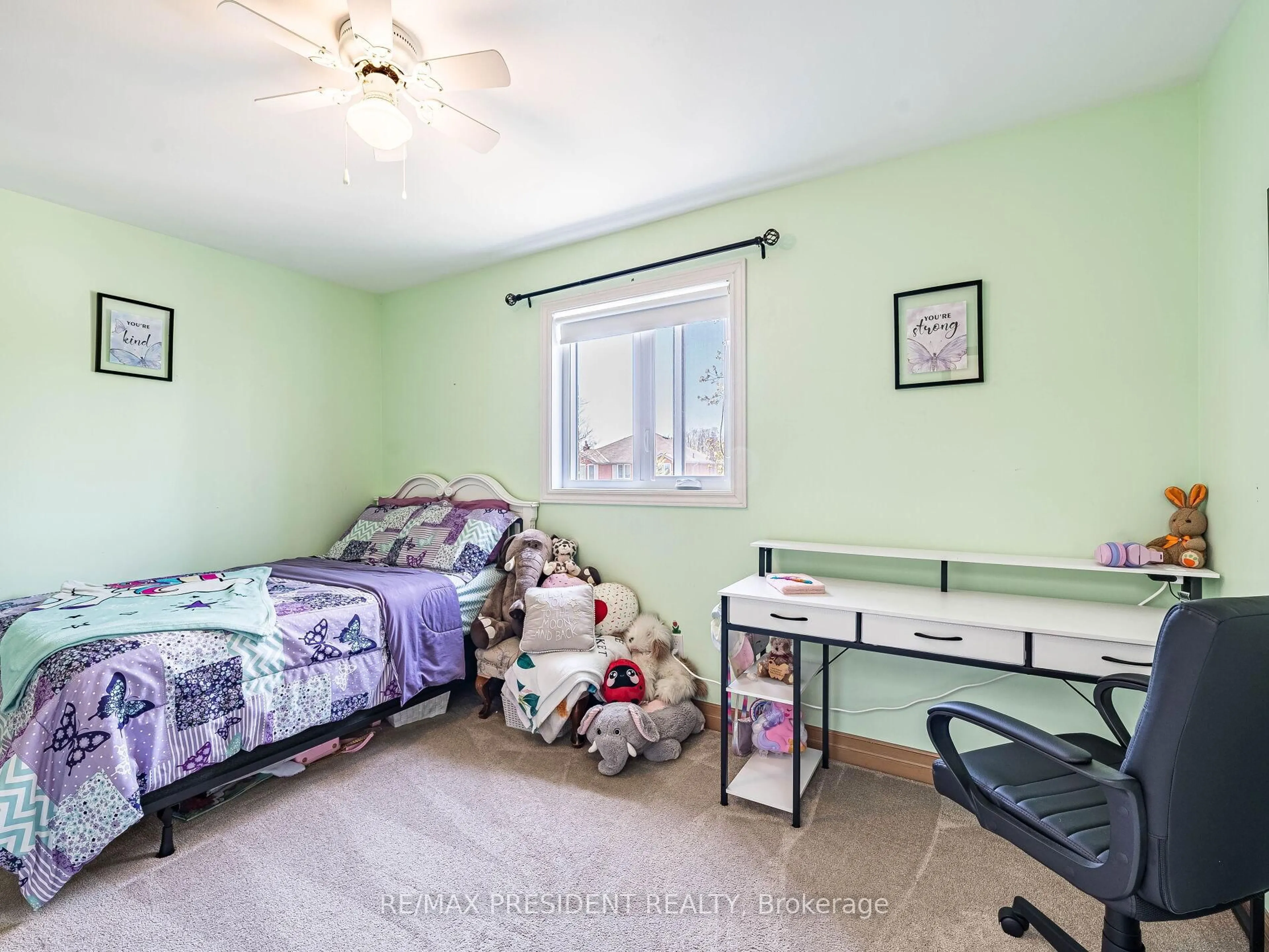 Unknown for 45 Grasett Cres, Barrie Ontario L4N 6Z6