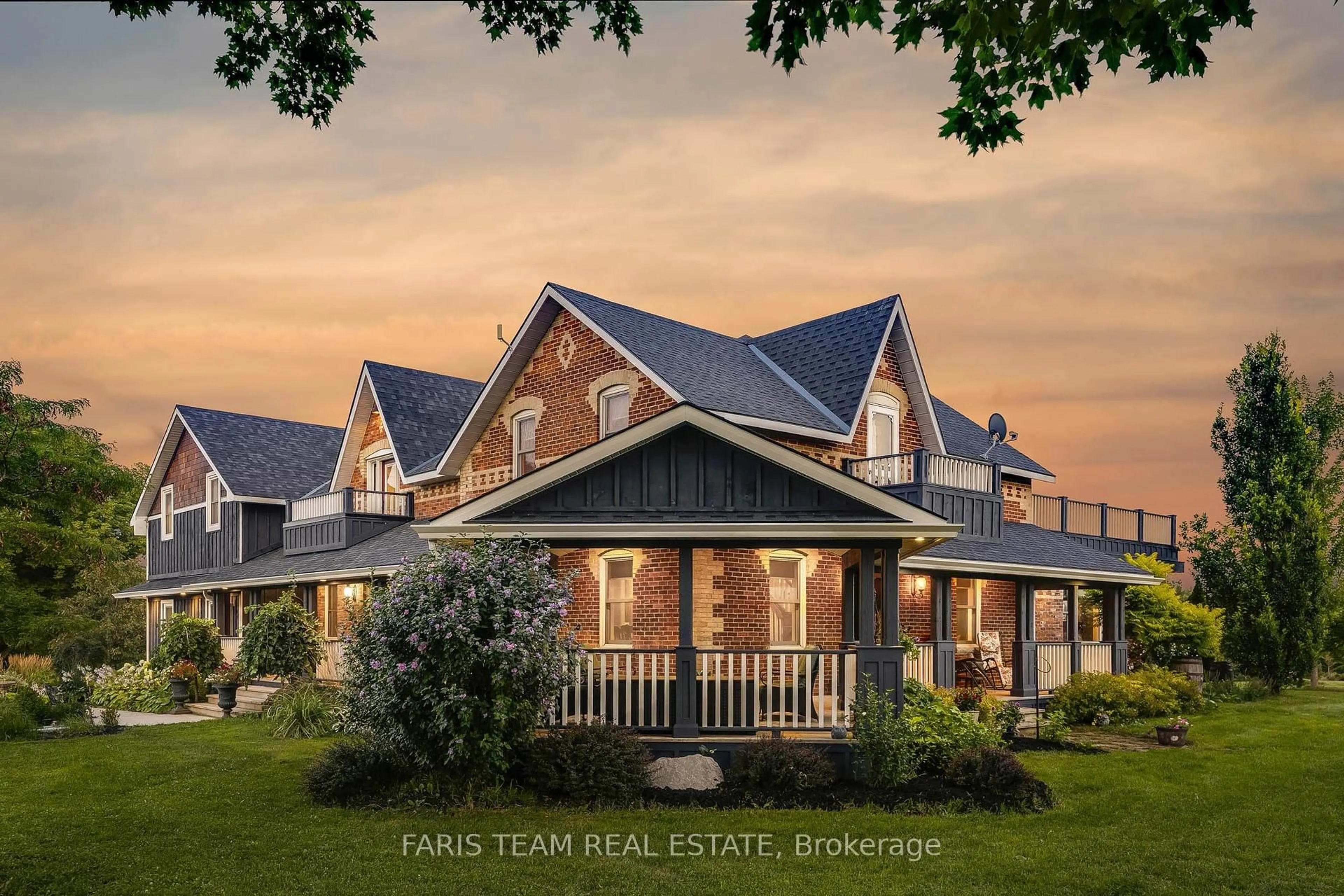 Home with brick exterior material, unknown for 1273 Nottawasaga Conc 6 N/A, Clearview Ontario L0M 1P0