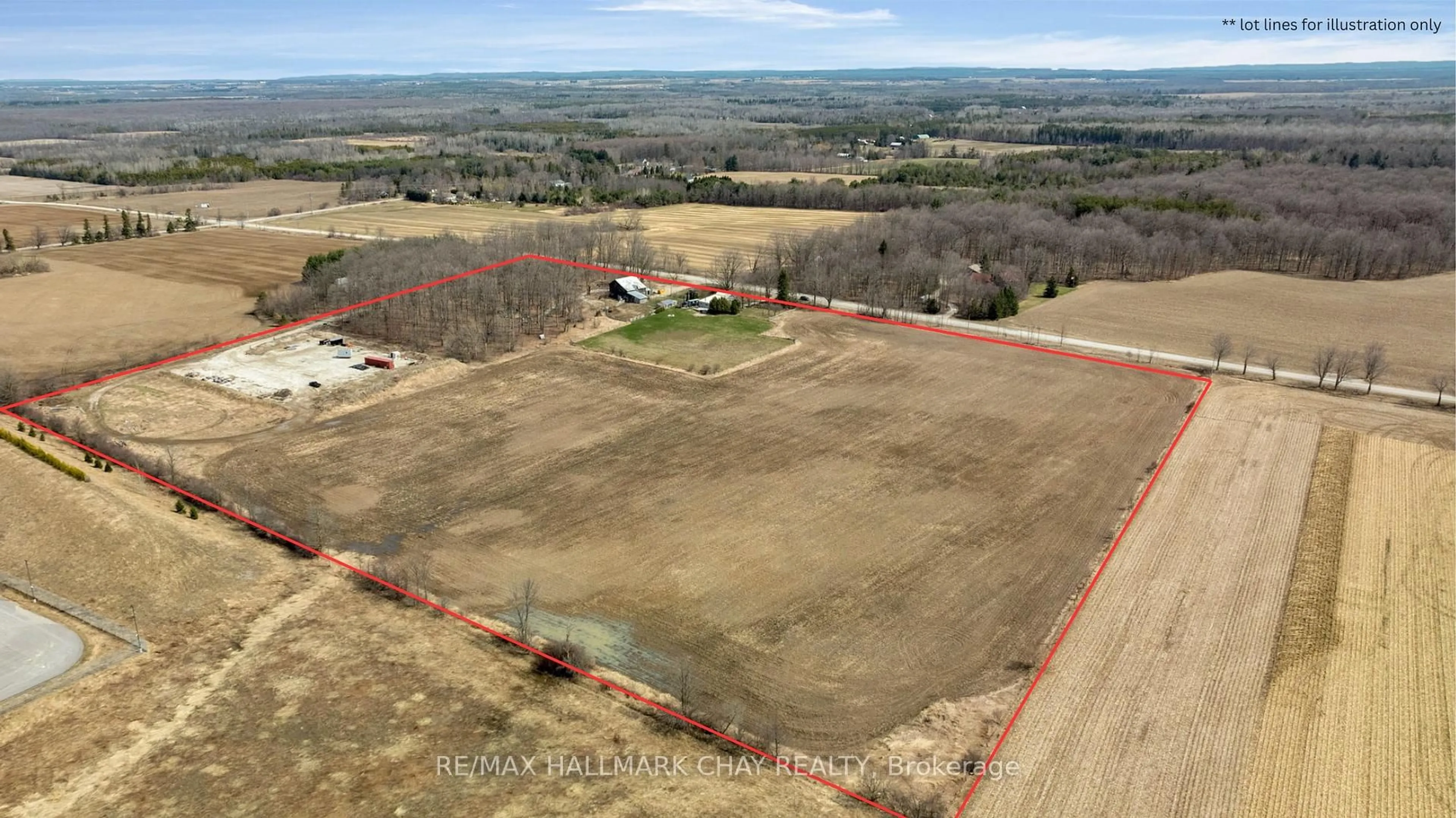 A pic from outside/outdoor area/front of a property/back of a property/a pic from drone, building for 1424 Klondike Park Rd, Clearview Ontario L0M 1S0