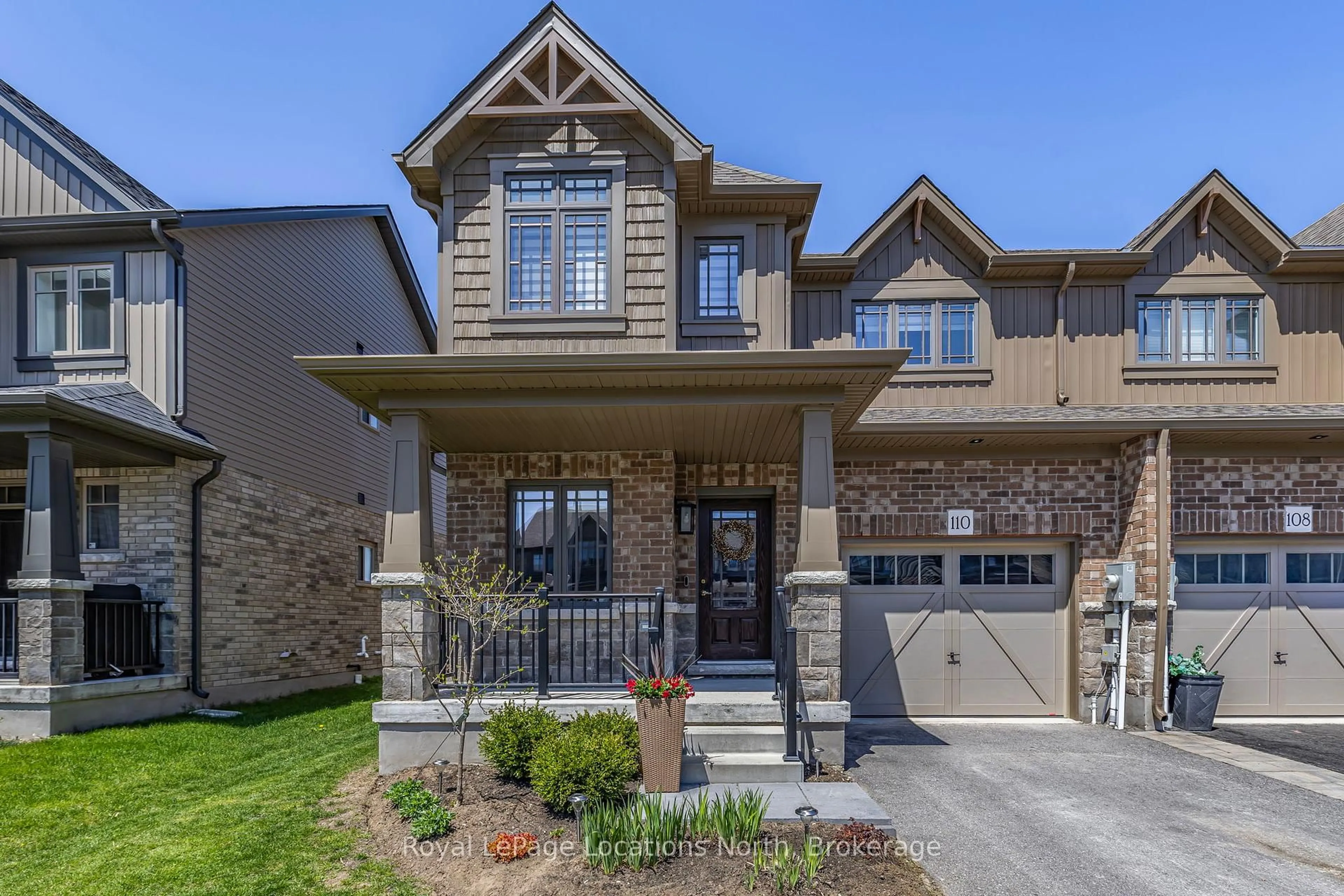 Home with brick exterior material, street for 110 Archer Ave, Collingwood Ontario L9Y 3B7