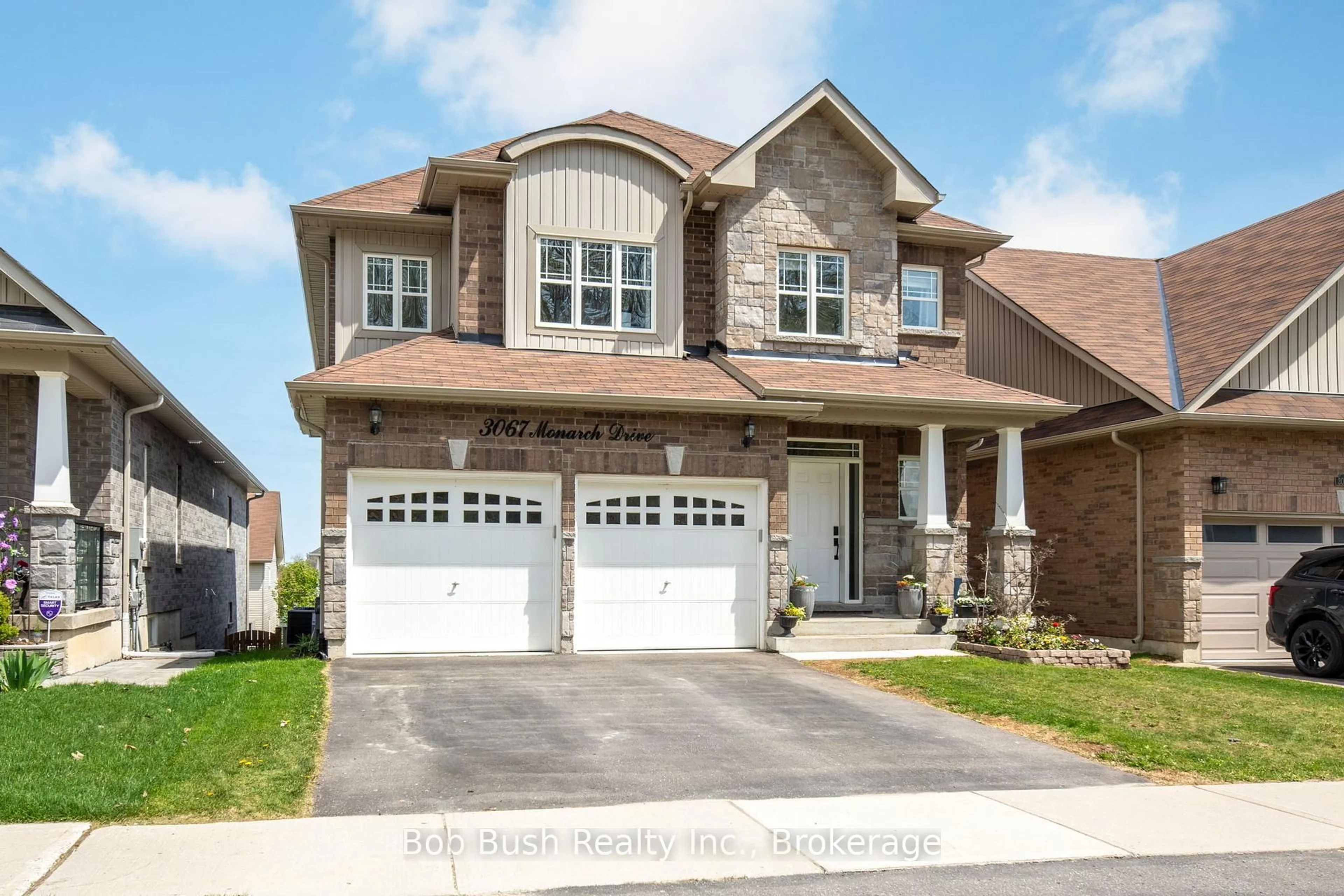 Home with brick exterior material, street for 3067 MONARCH Dr, Orillia Ontario L3V 8K3