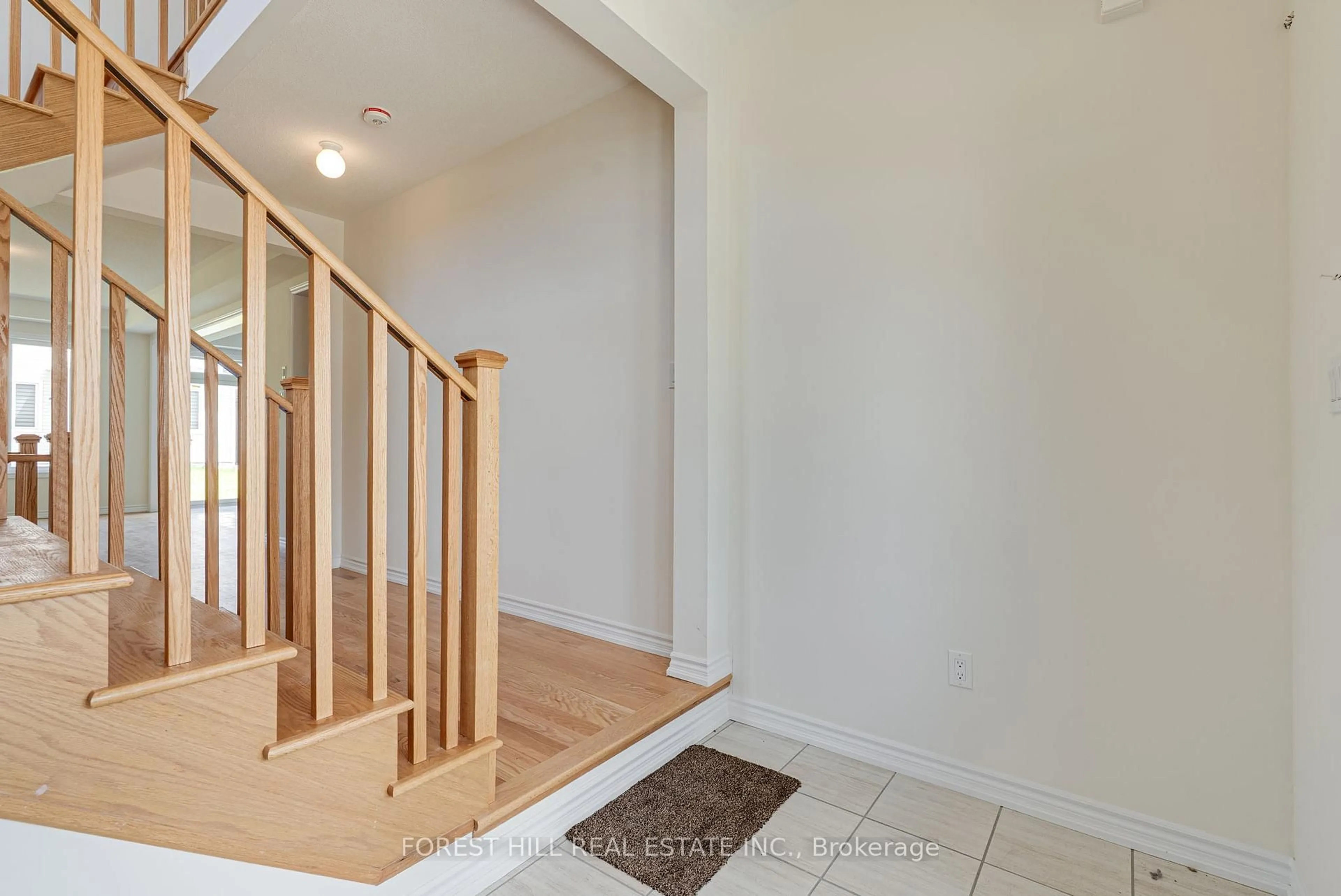 Unknown for 138 Terry Fox Dr, Barrie Ontario L9J 0L8