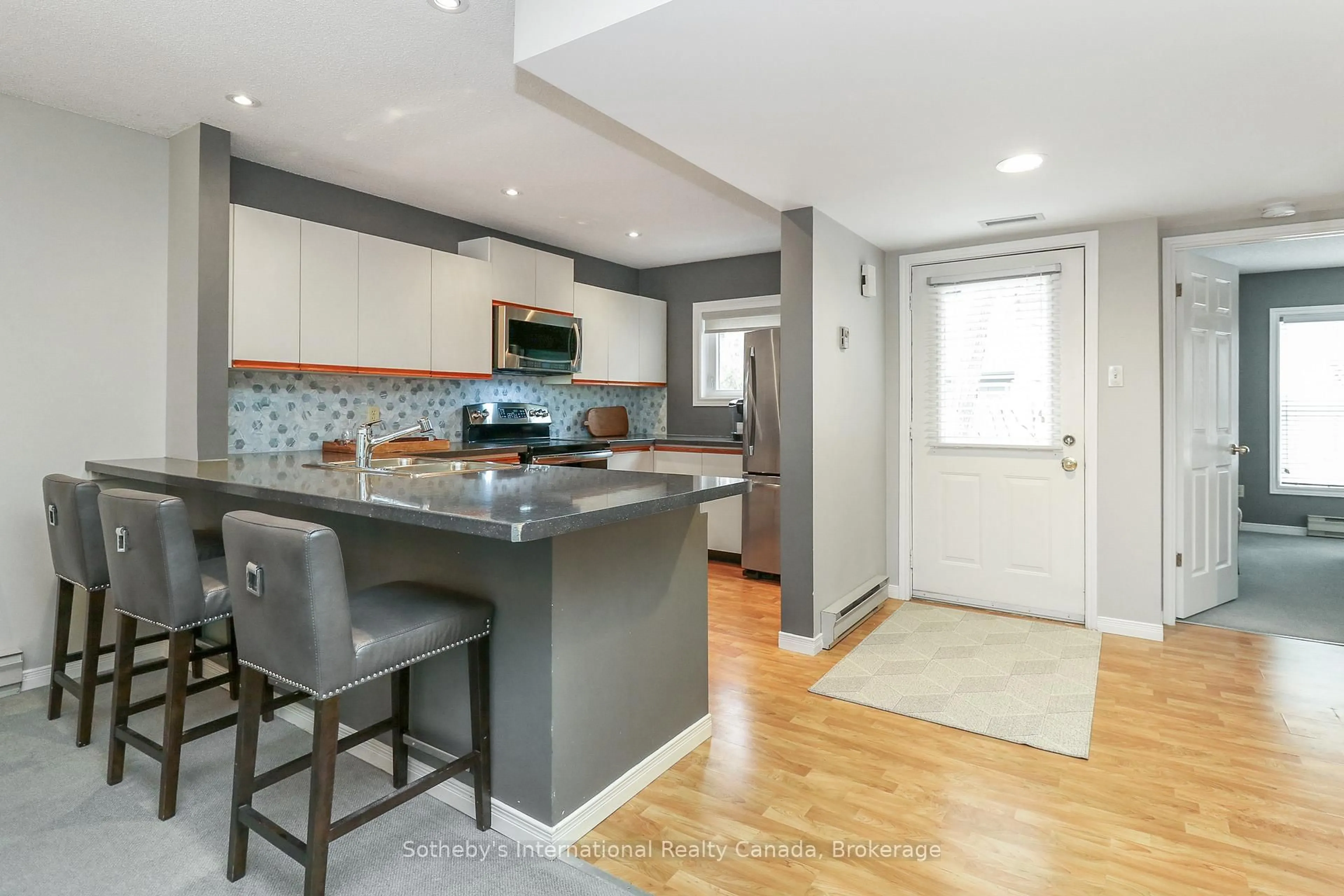 Open concept kitchen, unknown for 408 Mariners Way, Collingwood Ontario L9Y 5C7