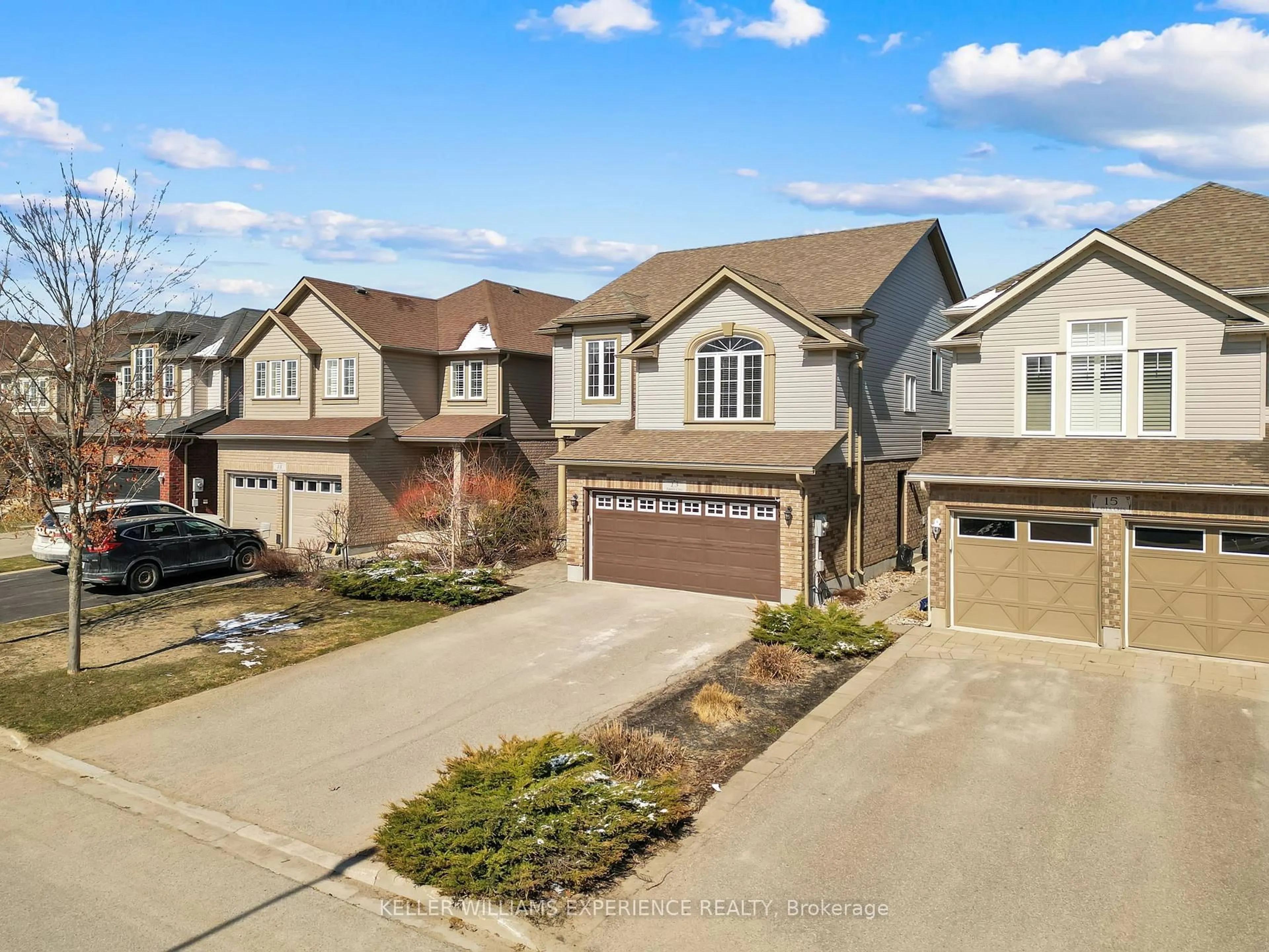 A pic from outside/outdoor area/front of a property/back of a property/a pic from drone, street for 13 KAYLA Cres, Collingwood Ontario L9Y 5K8