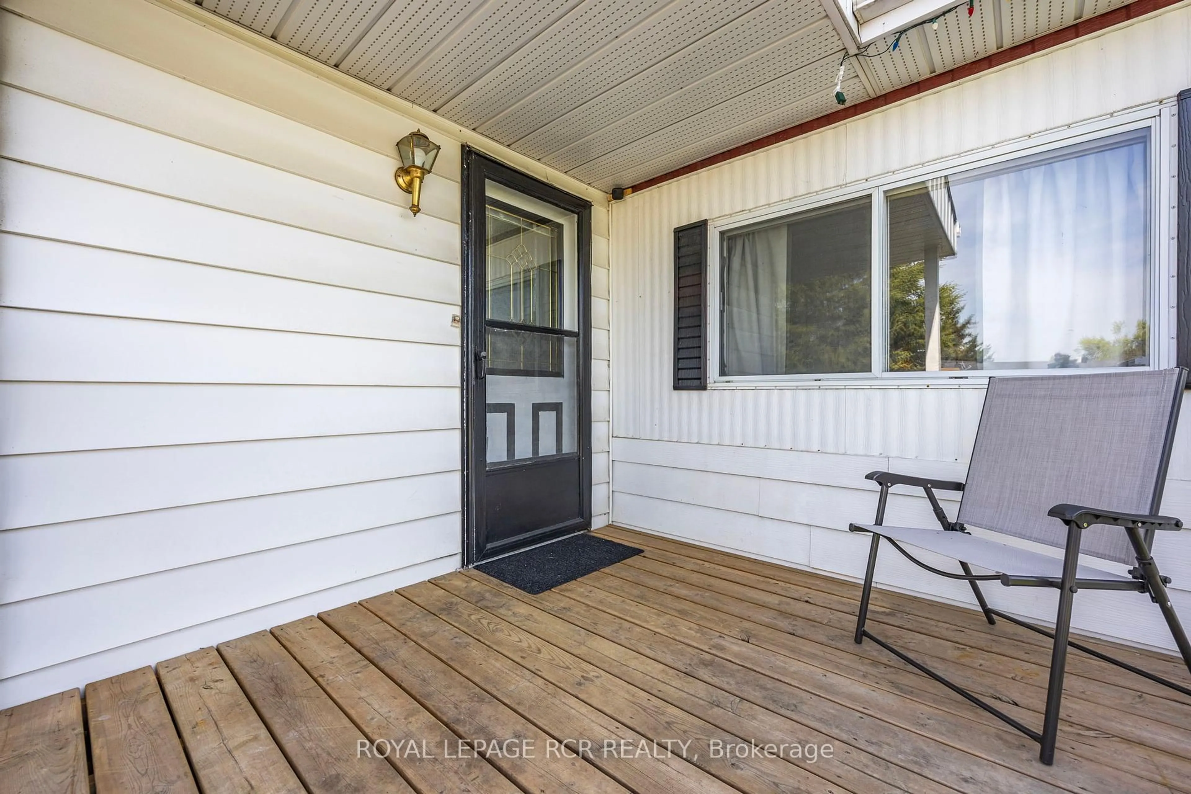 Unknown for 17 Balantrae Dr, Oro-Medonte Ontario L3V 0P9