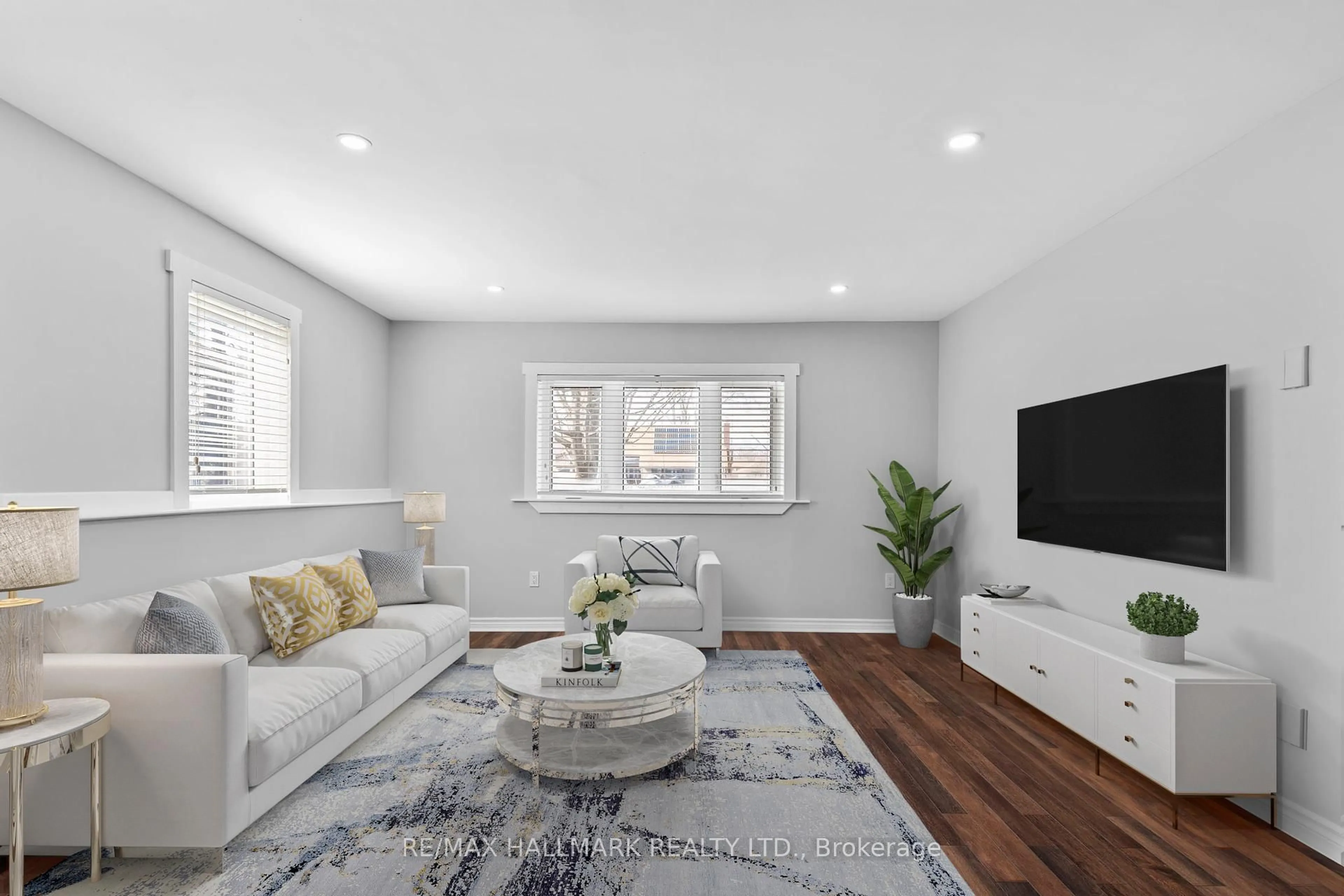Living room with furniture, unknown for 13 Pinetree Crt, Ramara Ontario L0K 1B0