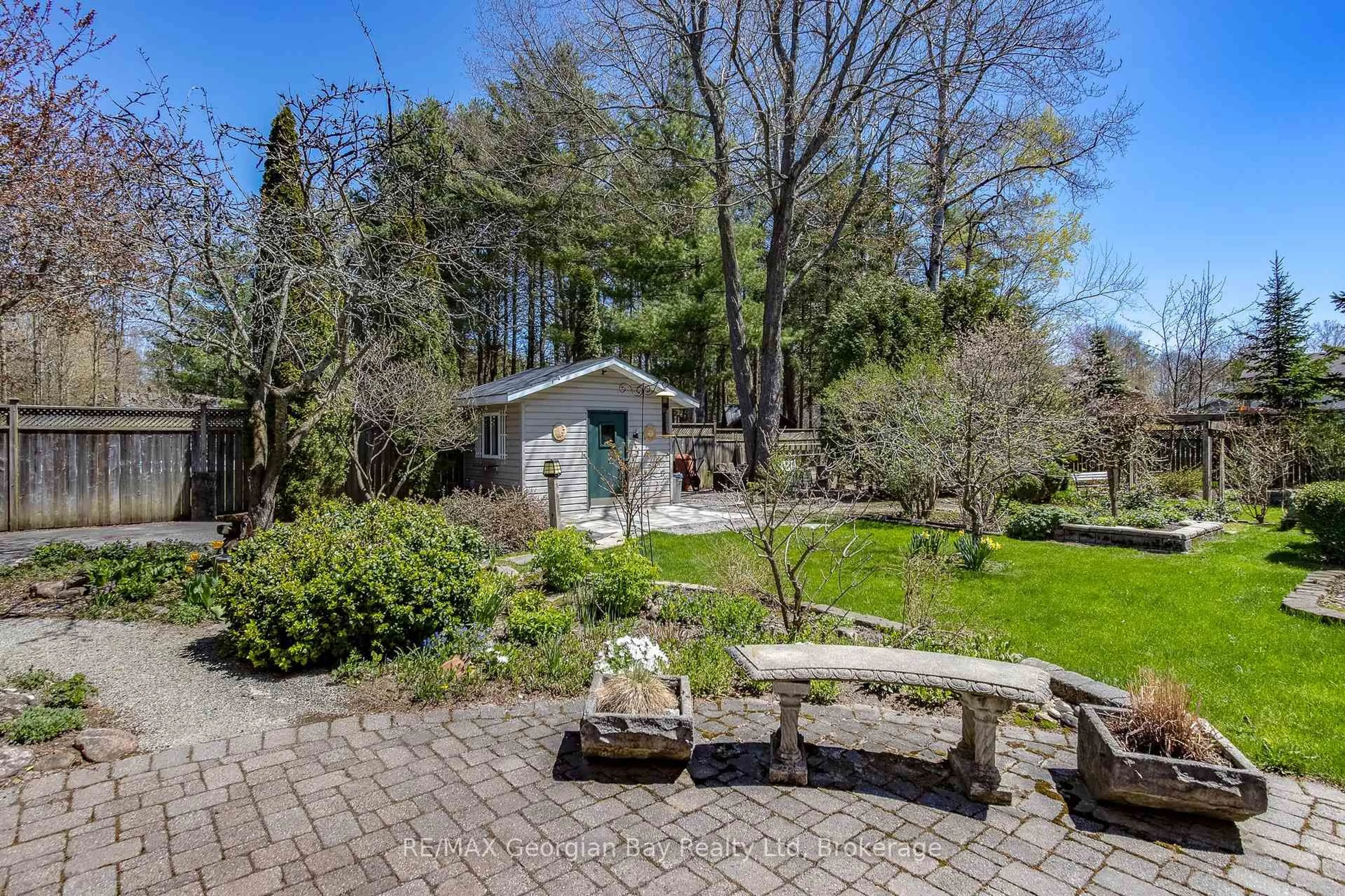 Patio, water/lake/river/ocean view for 91 Concession 5 Rd, Tiny Ontario L0L 2T0