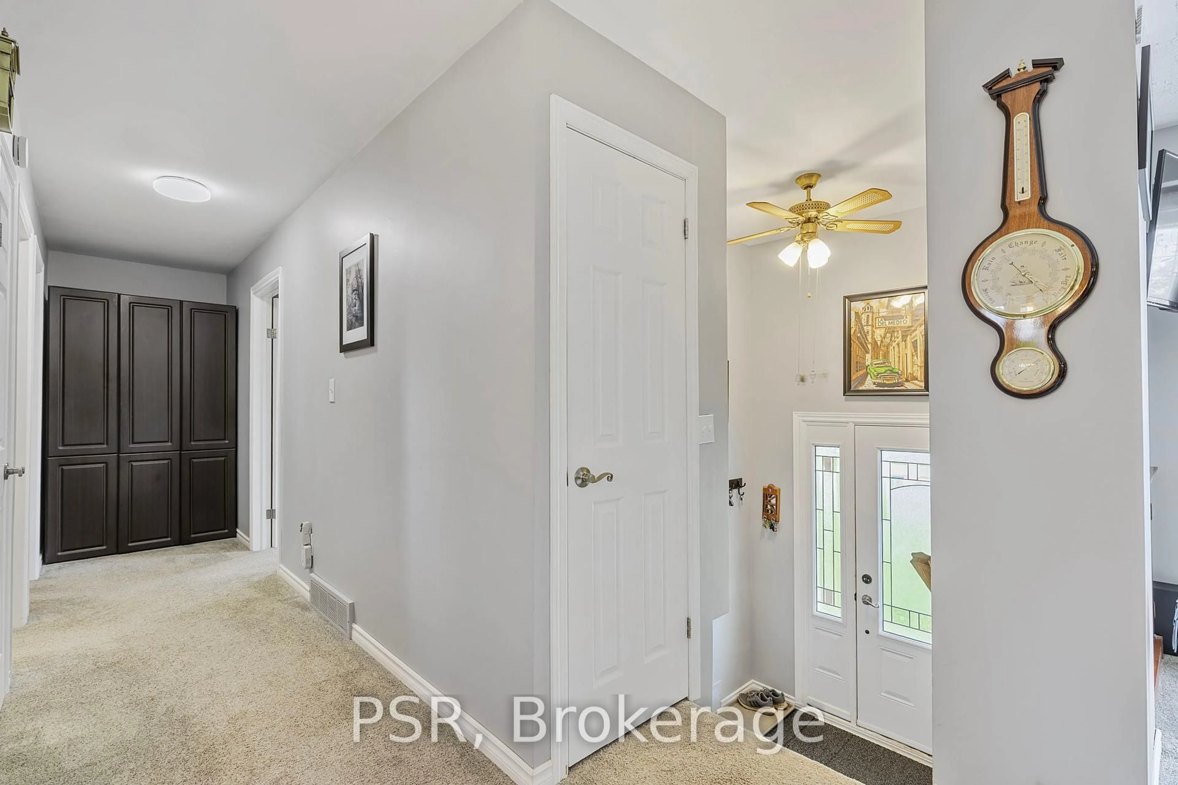 Indoor entryway for 4147 County 124 Rd, Clearview Ontario L0M 1P0