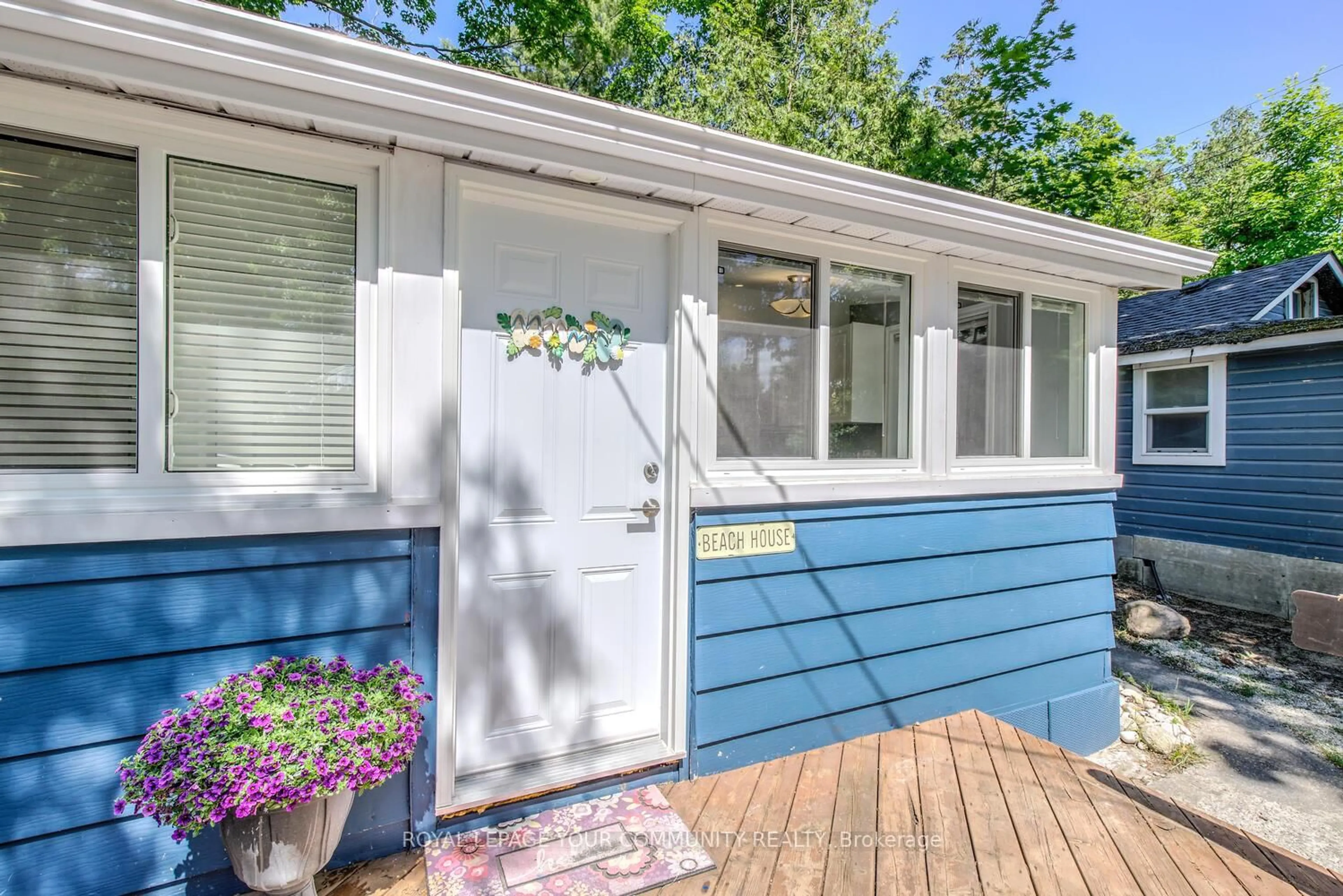 Home with vinyl exterior material, street for 1971 Tiny Beaches Rd, Tiny Ontario L0L 2J0