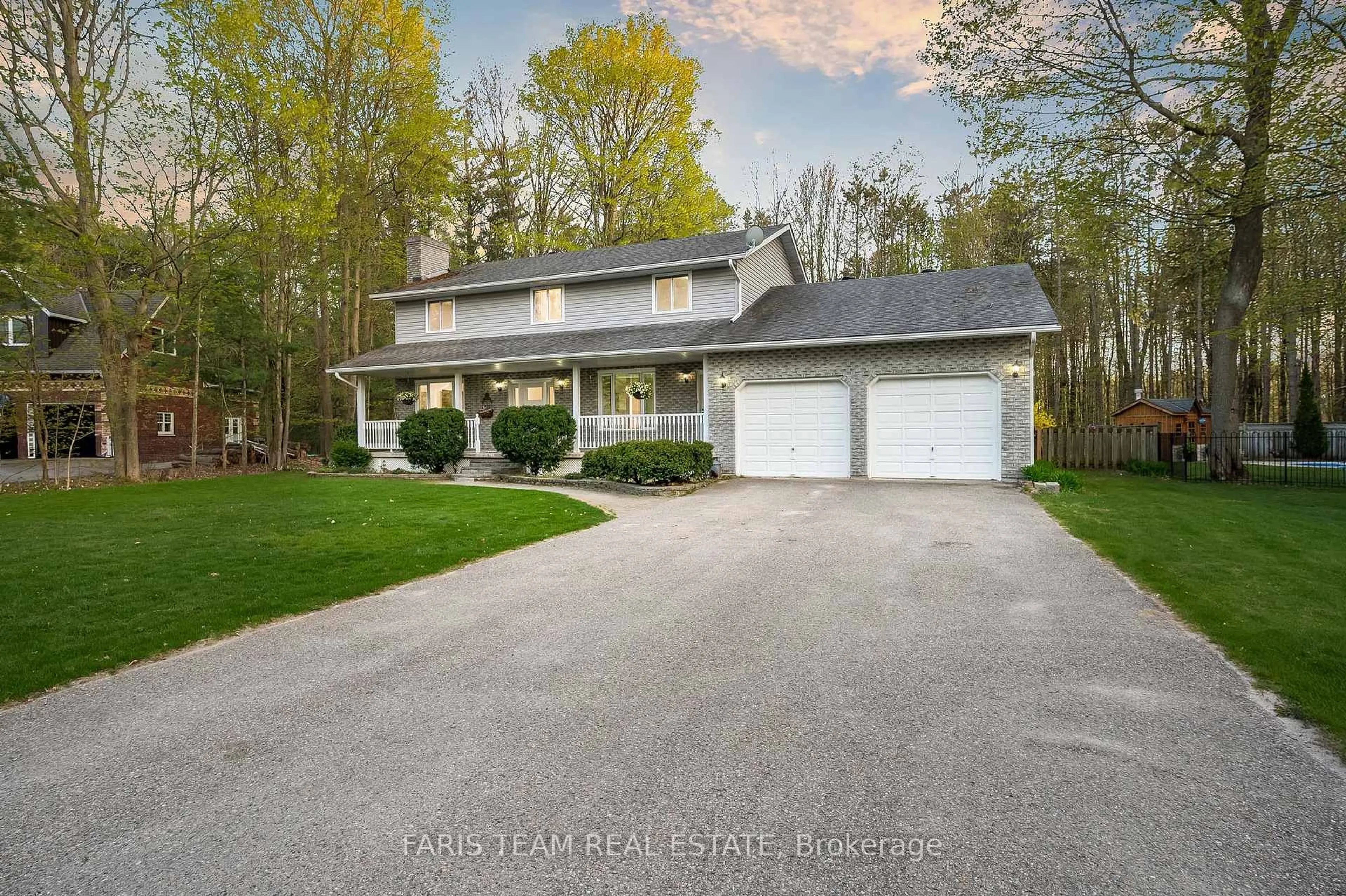 A pic from outside/outdoor area/front of a property/back of a property/a pic from drone, street for 7 Bailey Cres, Tiny Ontario L0L 2T0