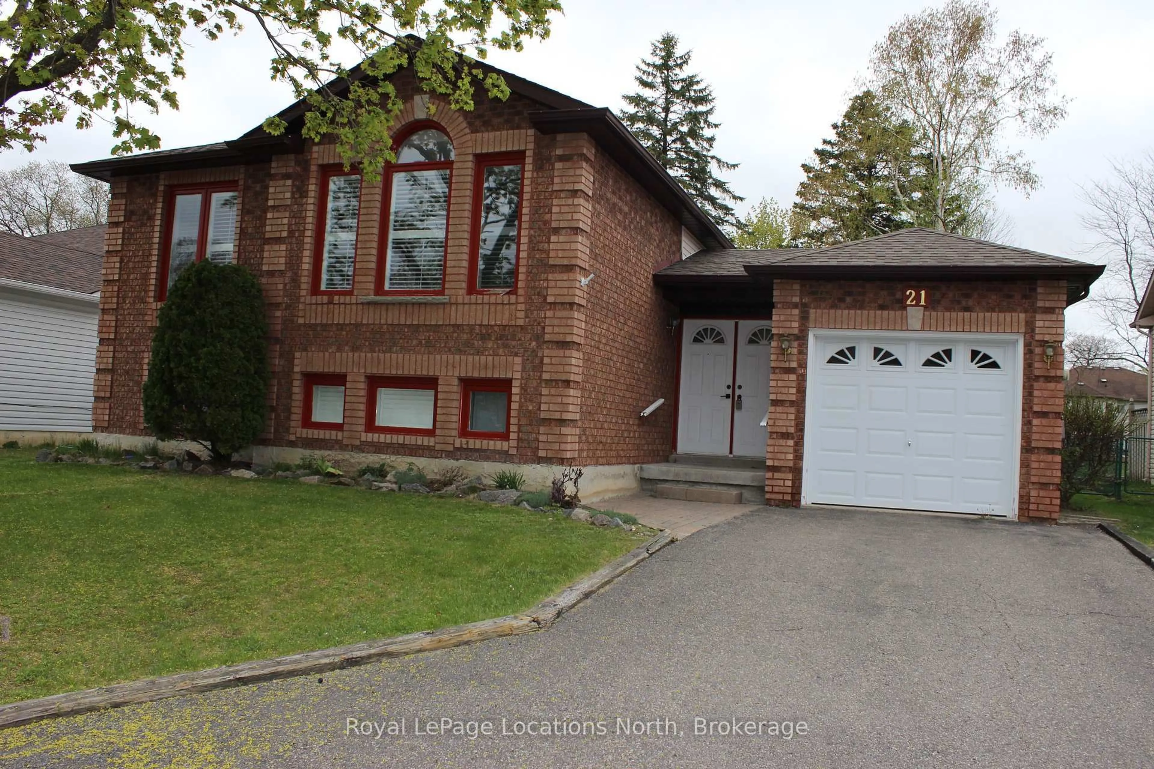 Unknown for 21 Langevin Dr, Wasaga Beach Ontario L9Z 1C6