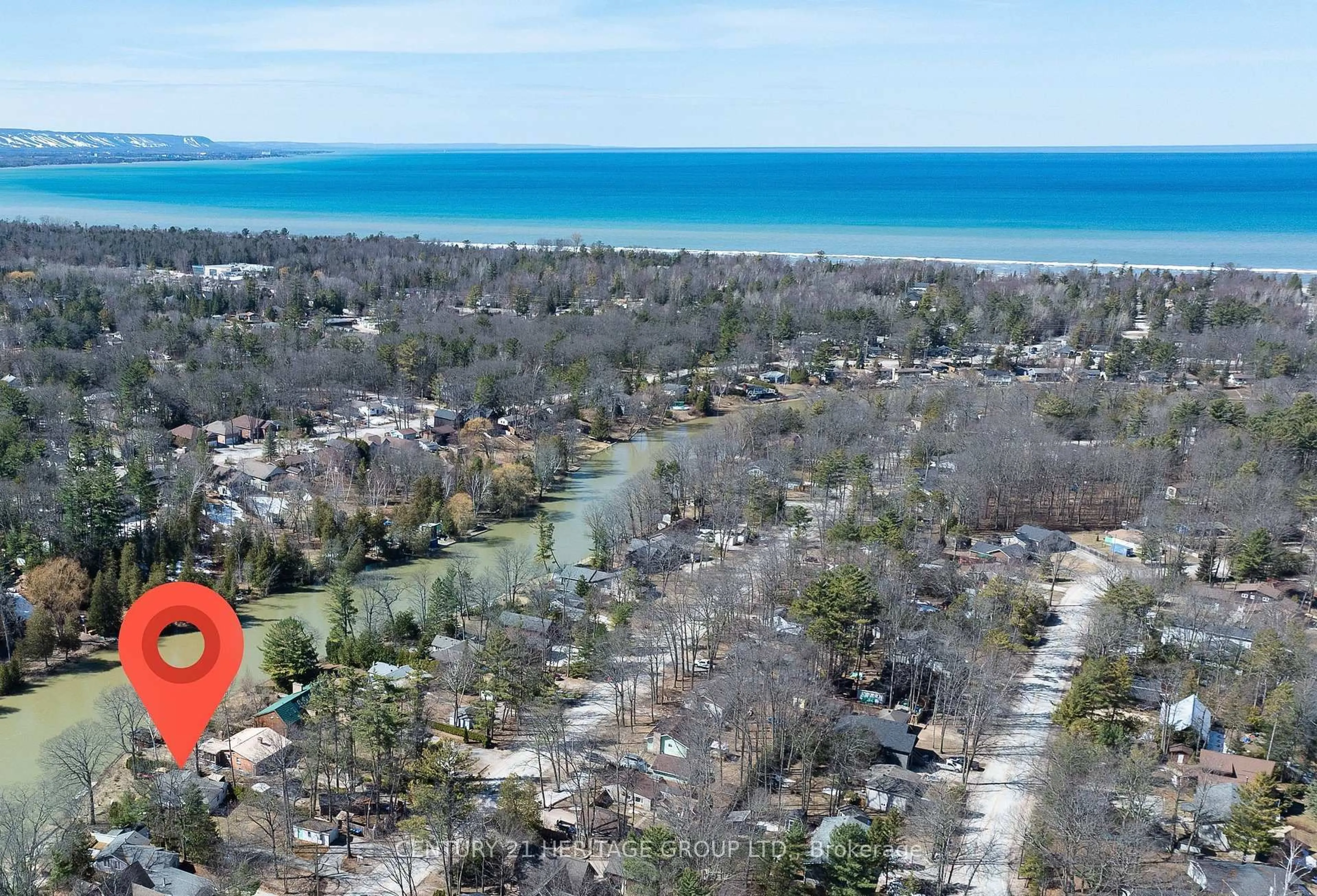 A pic from outside/outdoor area/front of a property/back of a property/a pic from drone, water/lake/river/ocean view for 742 Oxbow Park Dr, Wasaga Beach Ontario L9Z 2V1