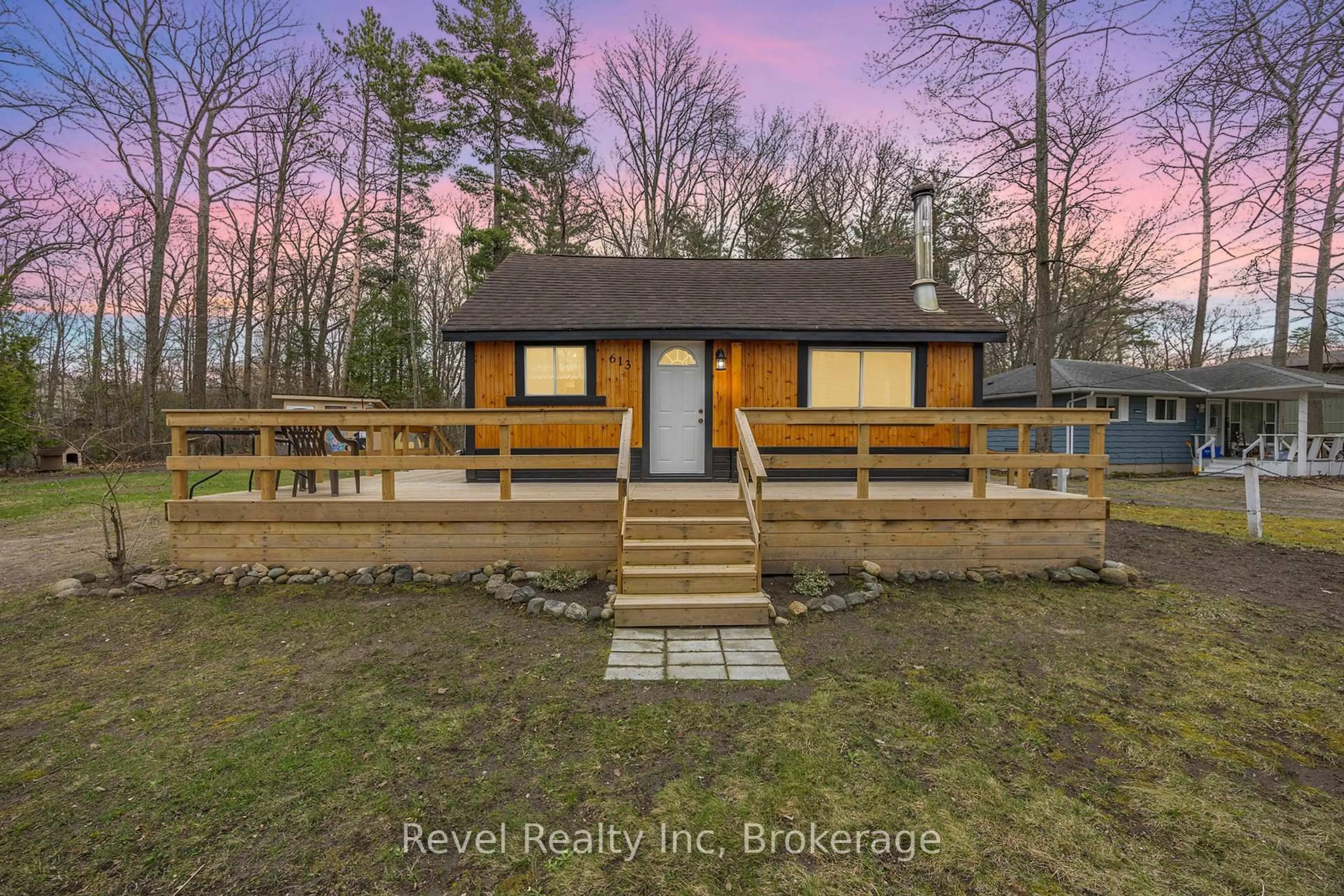 Unknown for 613 OXBOW PARK Dr, Wasaga Beach Ontario L9Z 2V2