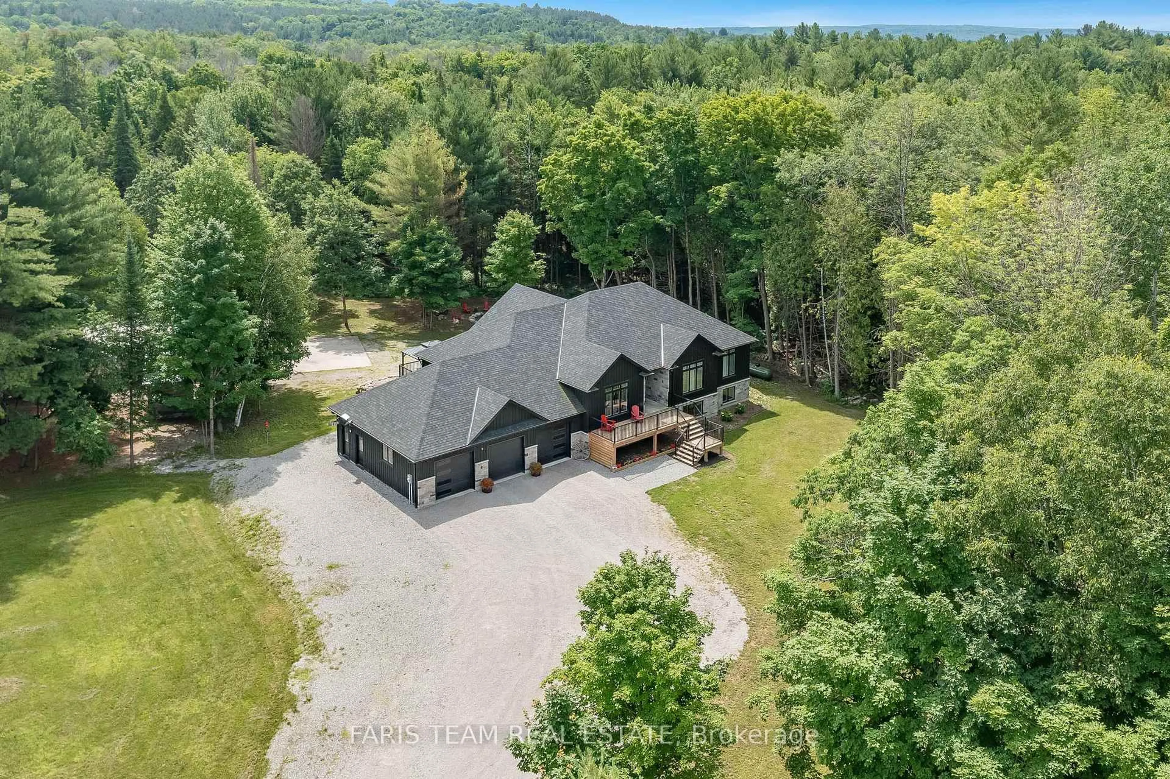 A pic from outside/outdoor area/front of a property/back of a property/a pic from drone, mountain view for 151 Mount Saint Louis Rd, Oro-Medonte Ontario L0K 1E0