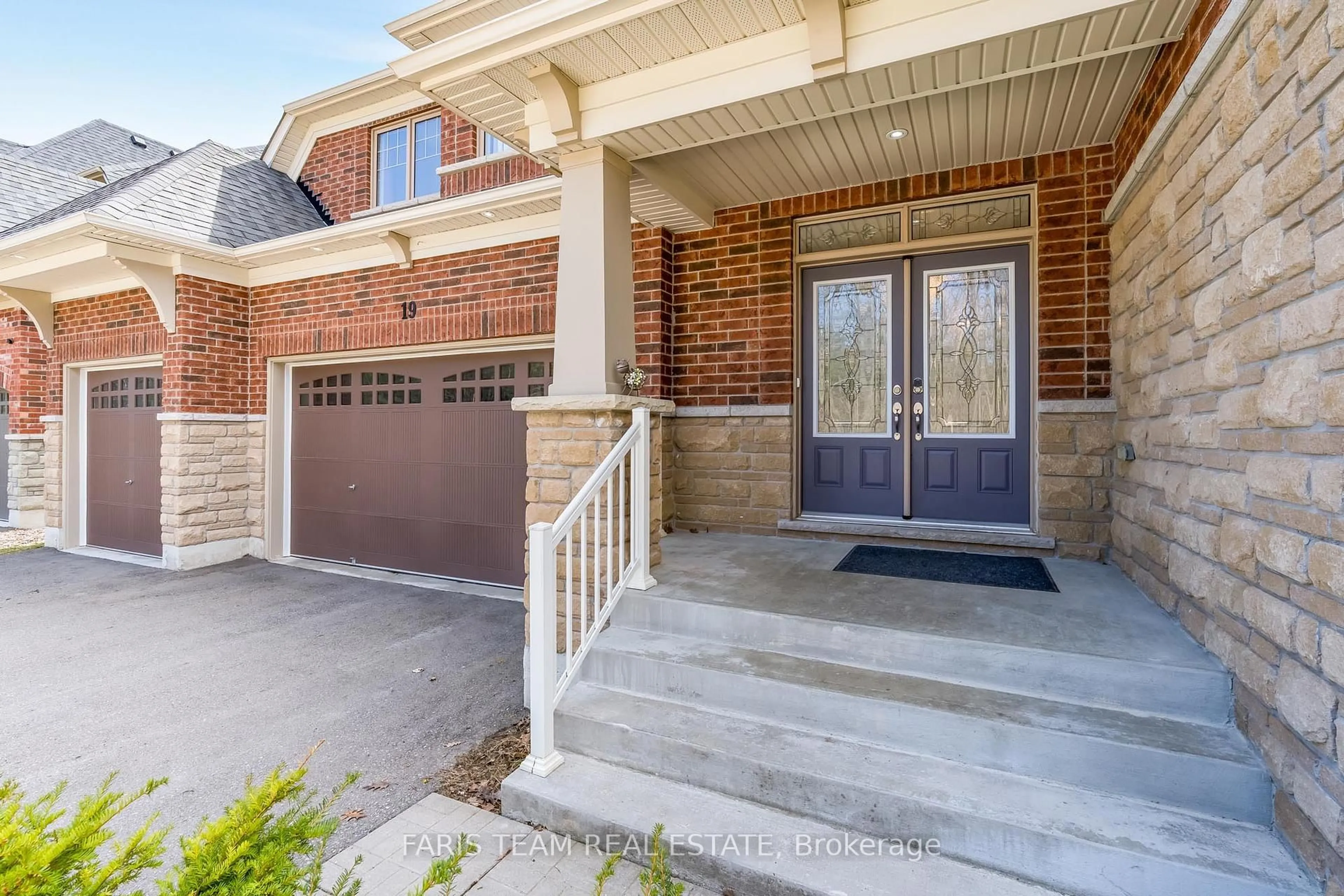 Home with brick exterior material, street for 19 McIsaac Dr, Springwater Ontario L9X 2A2