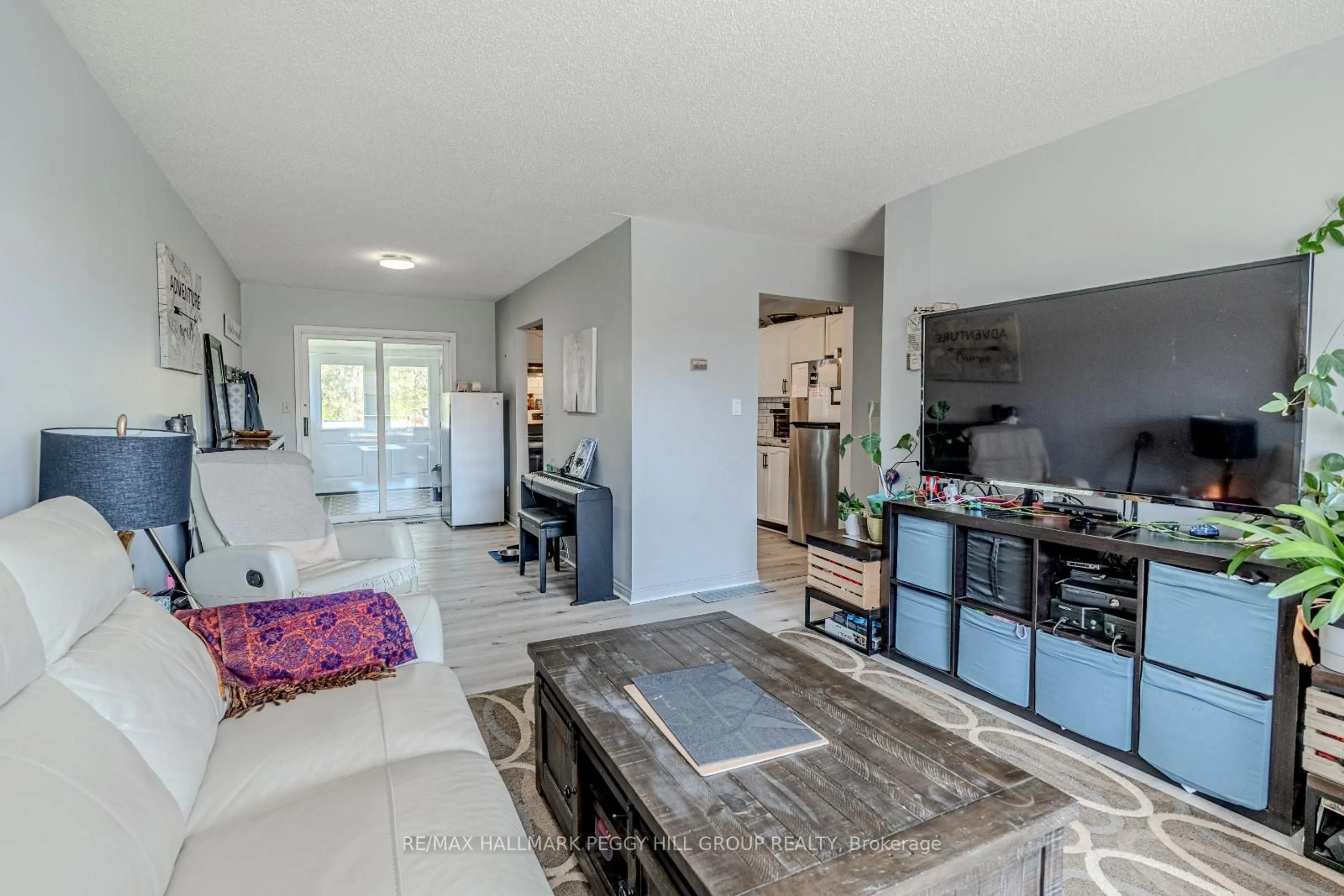 Living room with furniture, unknown for 19 Korlea Cres, Orillia Ontario L3V 7K3