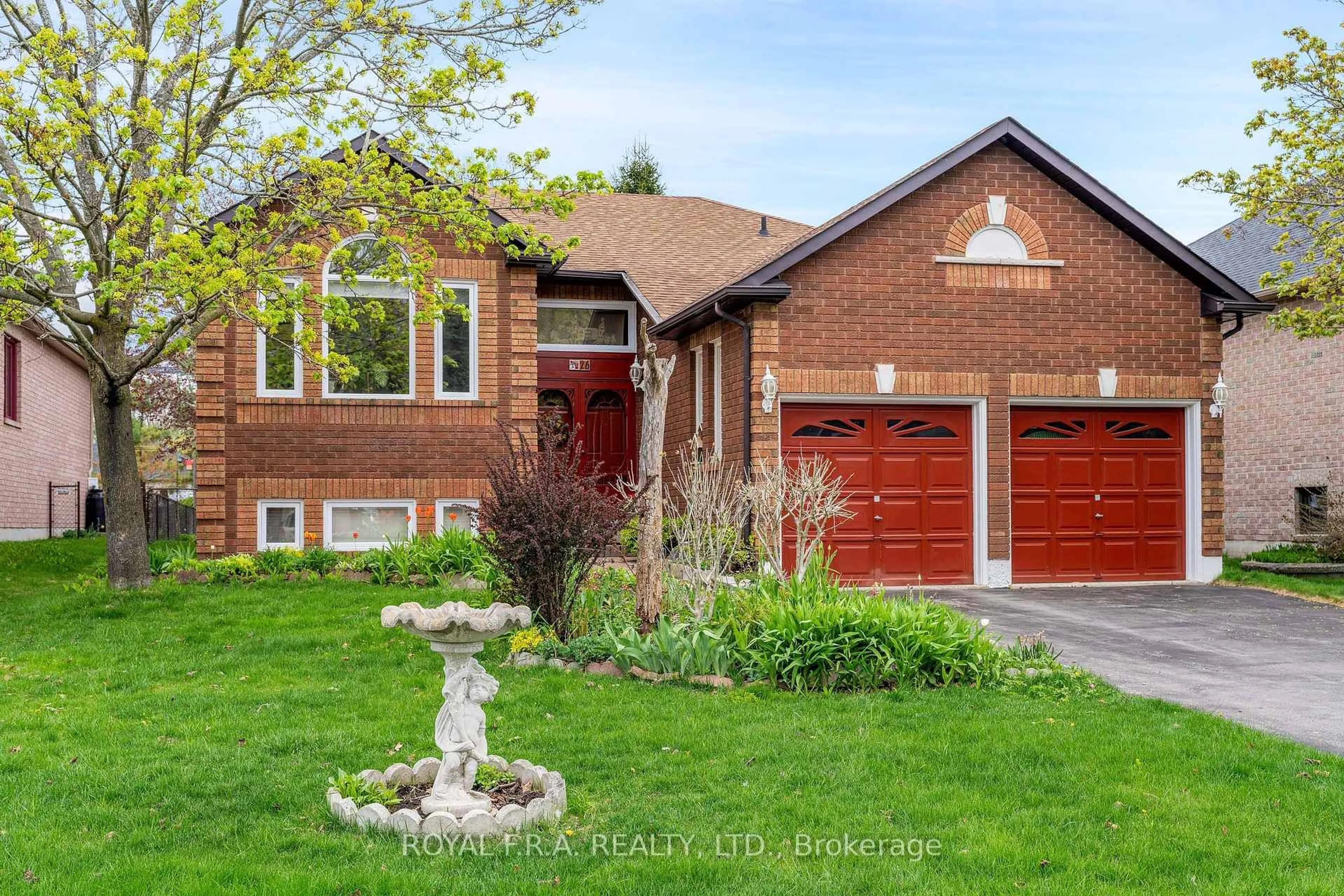 Home with brick exterior material, street for 26 Timberland Cres, Wasaga Beach Ontario L9Z 1G7