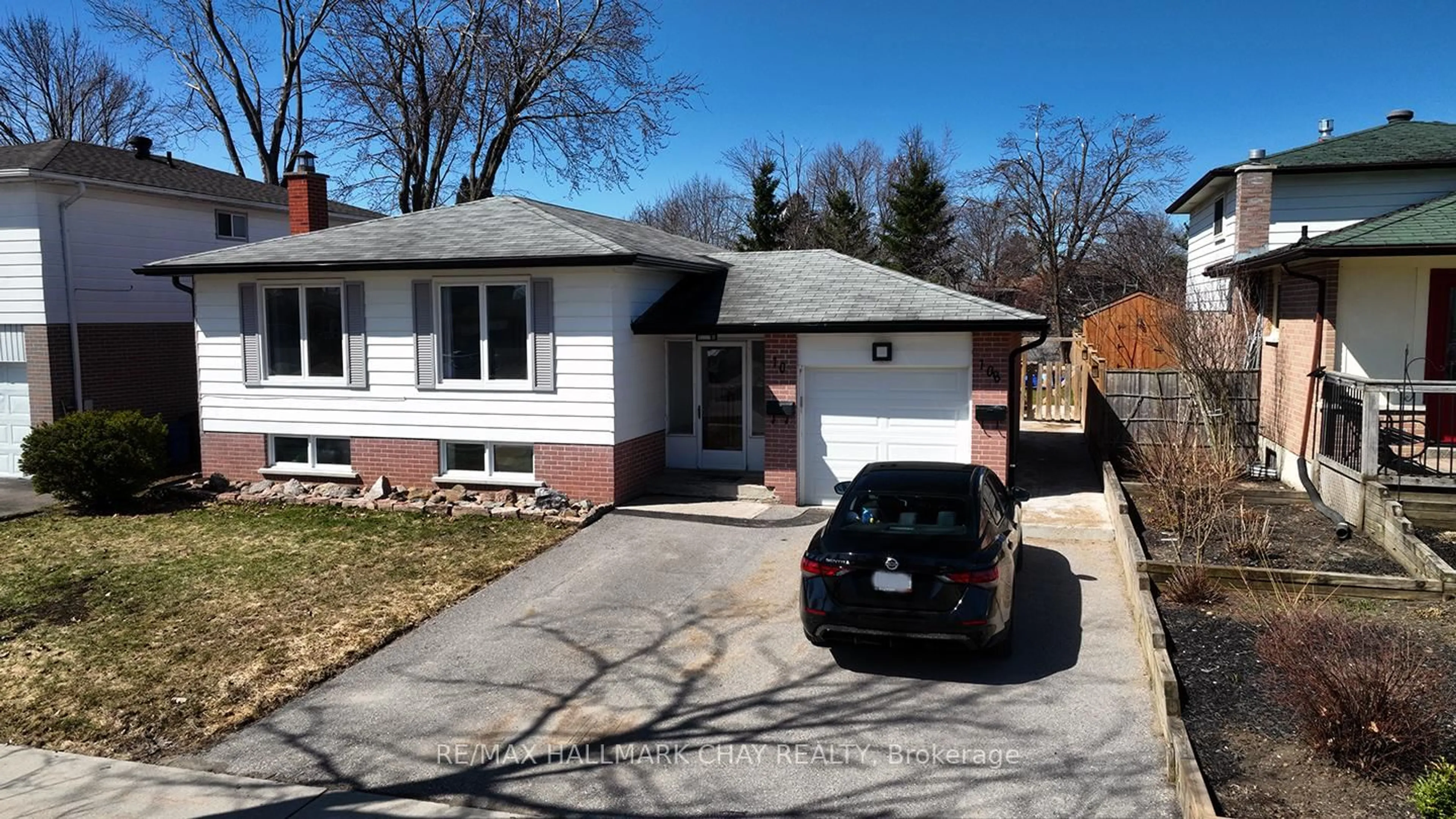 Home with brick exterior material, street for 10 GLENECHO Dr, Barrie Ontario L4M 4J3