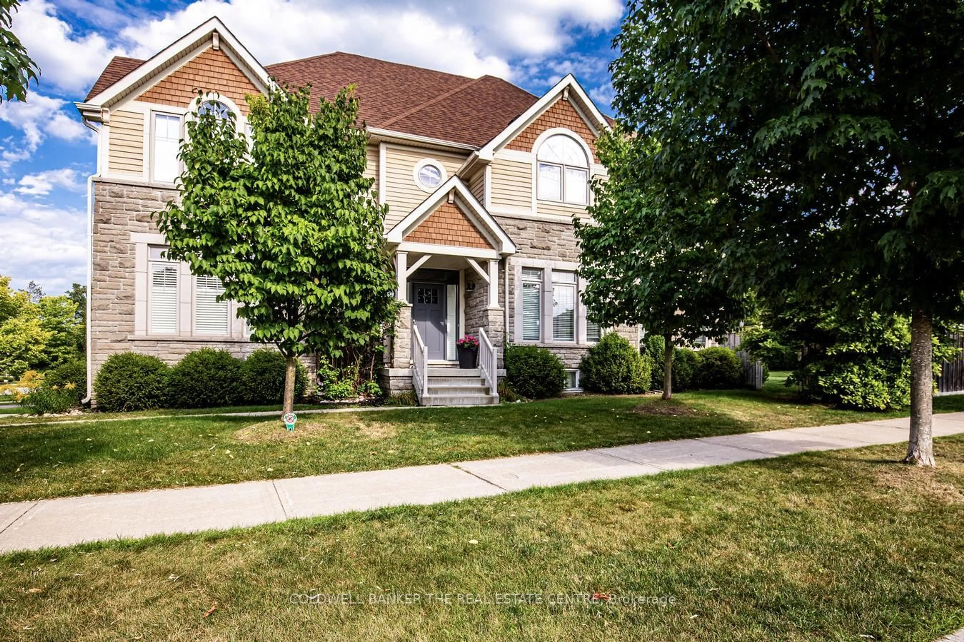 Unknown for 32 Royal Park Blvd, Barrie Ontario L4N 6M8