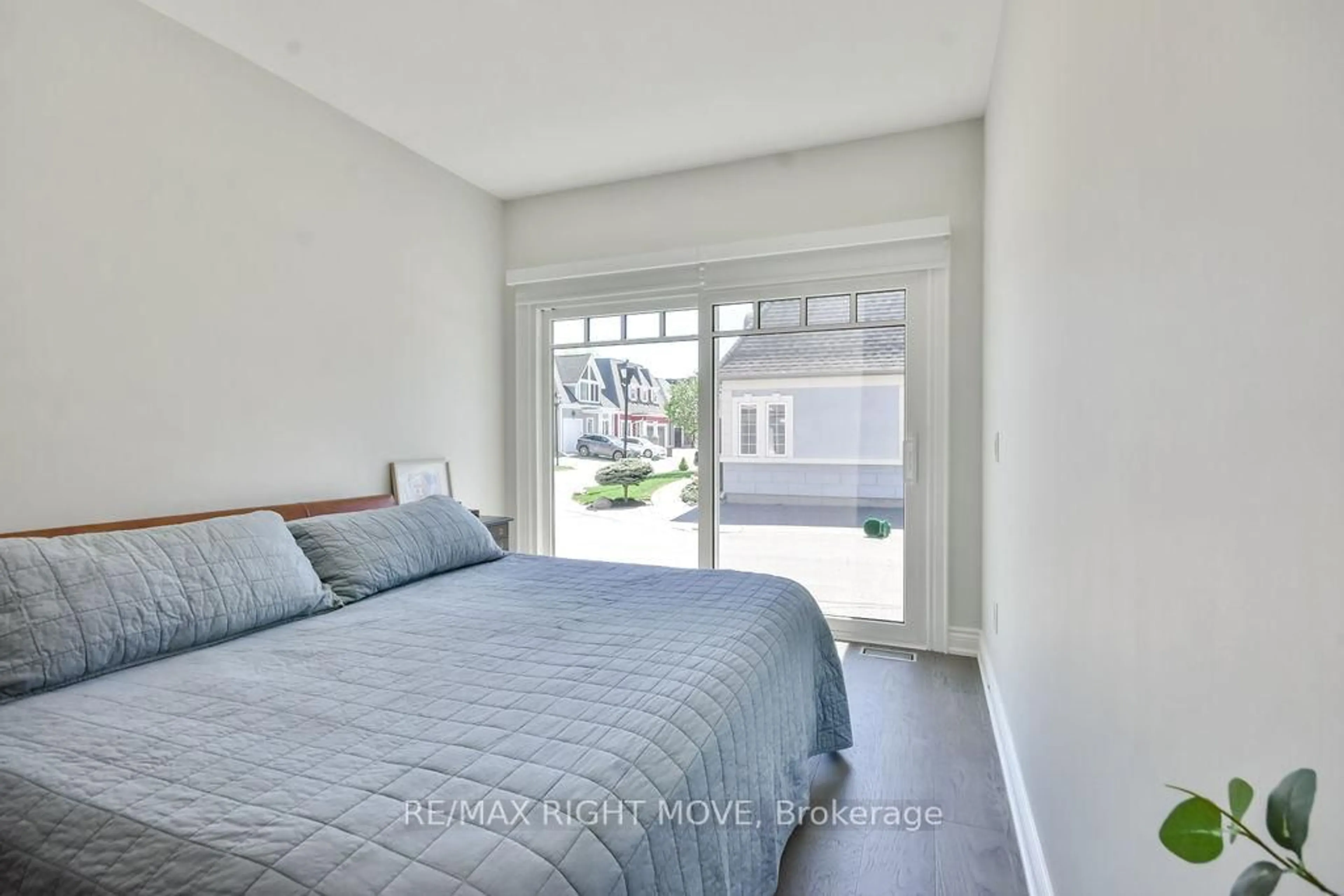 Bedroom with bed, unknown for 10 INVERMARA Crt #28, Orillia Ontario L3V 0B7