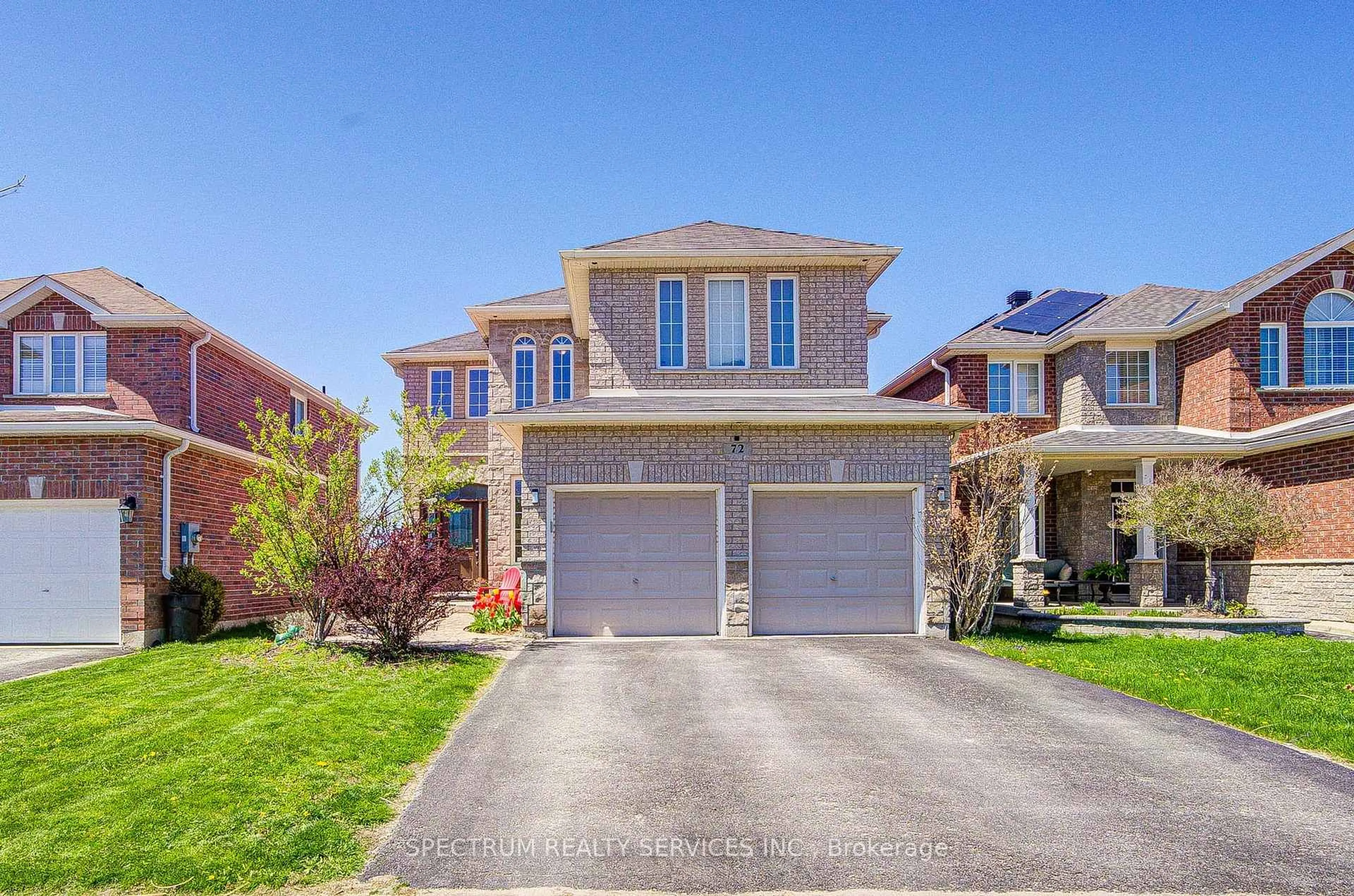 Home with brick exterior material, street for 72 GRAIHAWK Dr, Barrie Ontario L4N 6G7