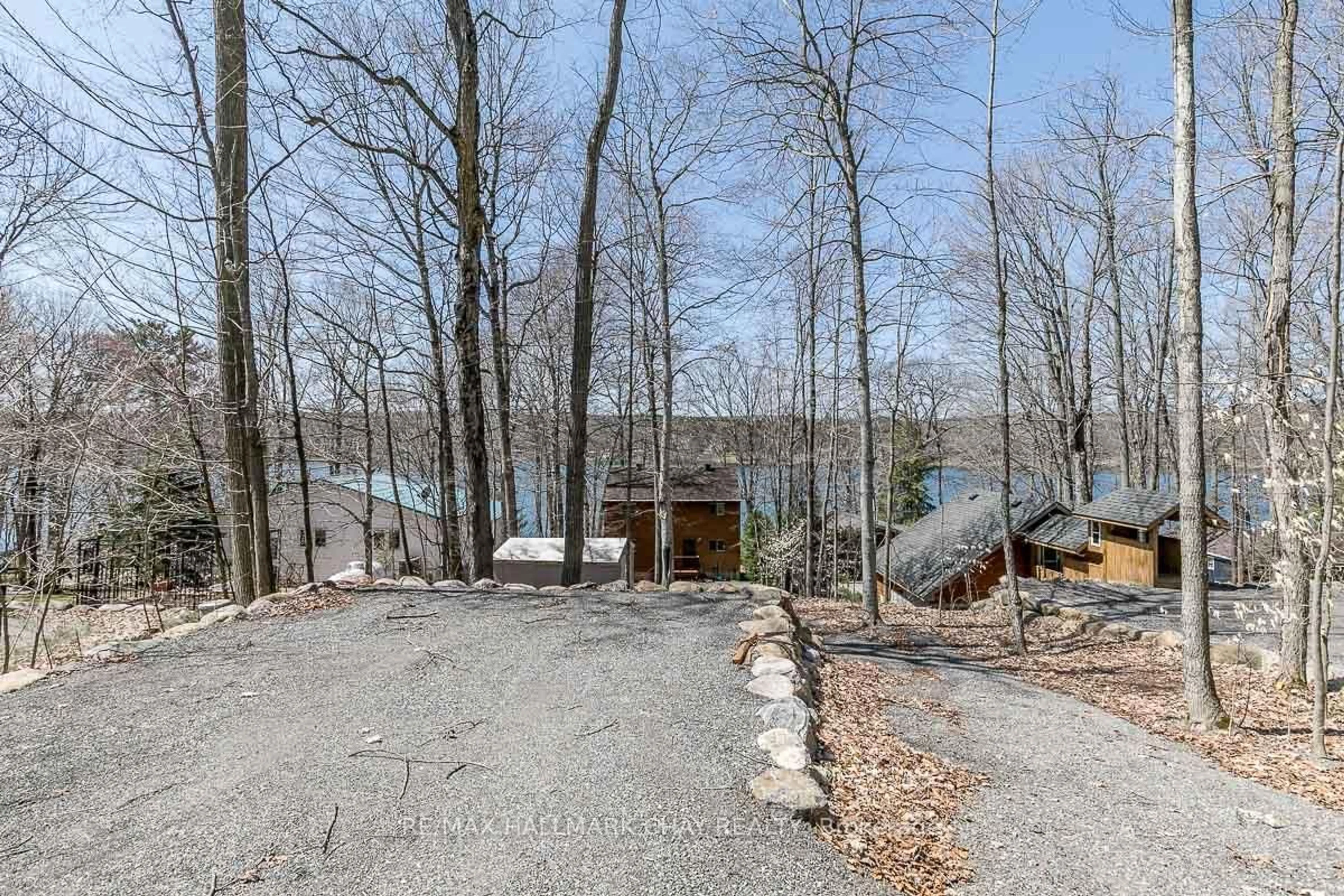 Unknown for 176 Farlain Lake Rd, Tiny Ontario L9M 0B5