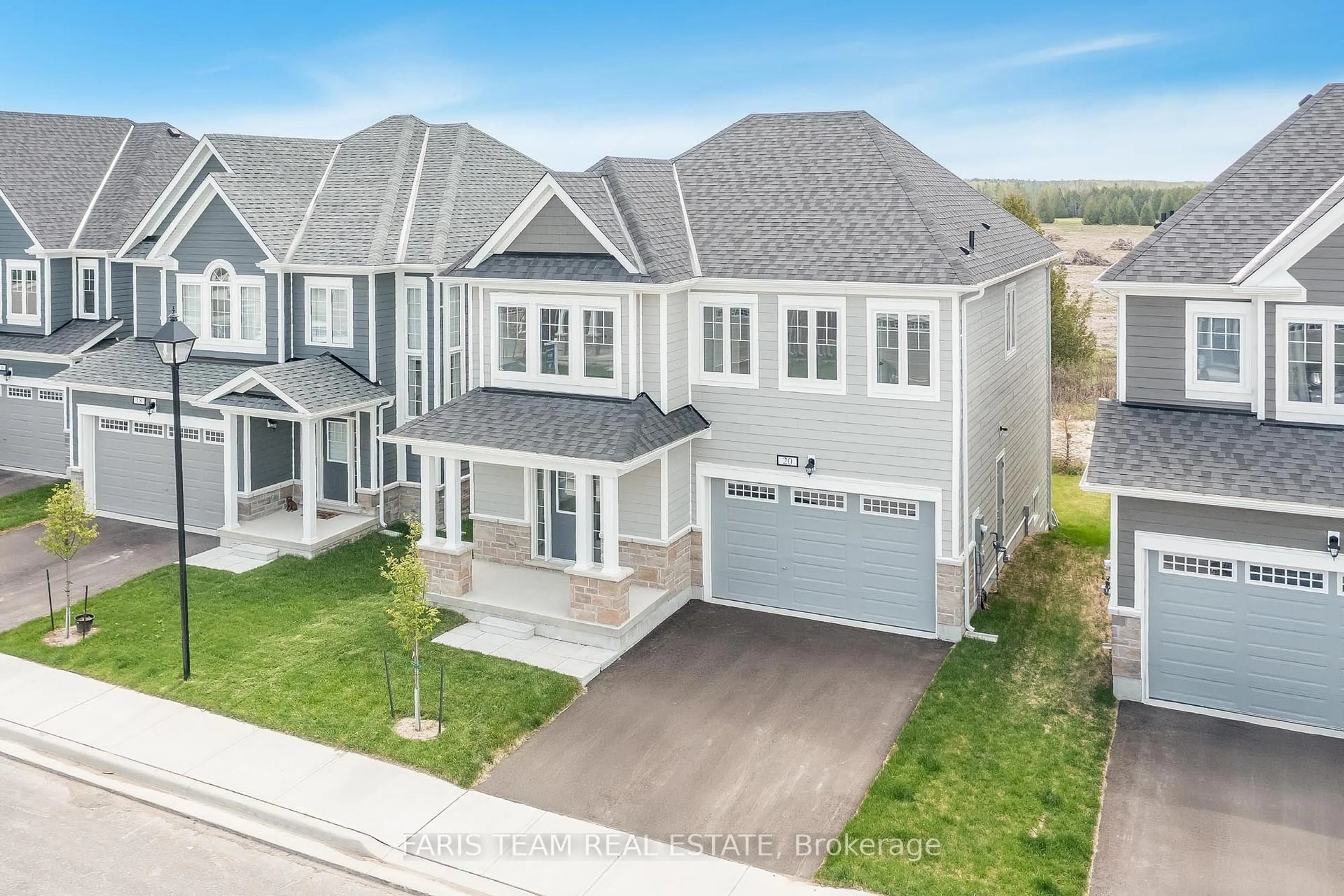 A pic from outside/outdoor area/front of a property/back of a property/a pic from drone, street for 20 Shapira Ave, Wasaga Beach Ontario L9Z 0K3