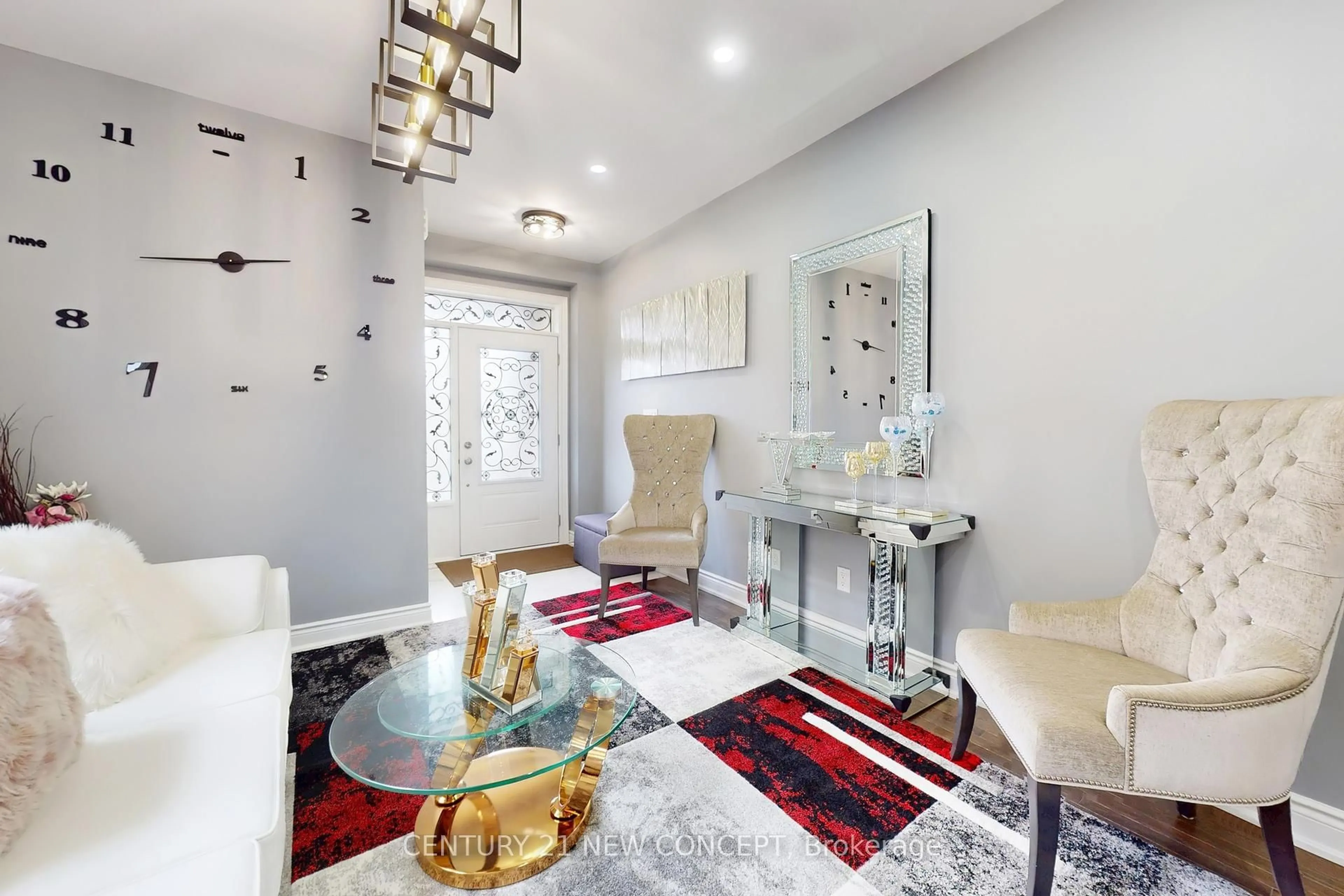 Indoor entryway for 10 Autumn Dr, Wasaga Beach Ontario L9Z 0K7