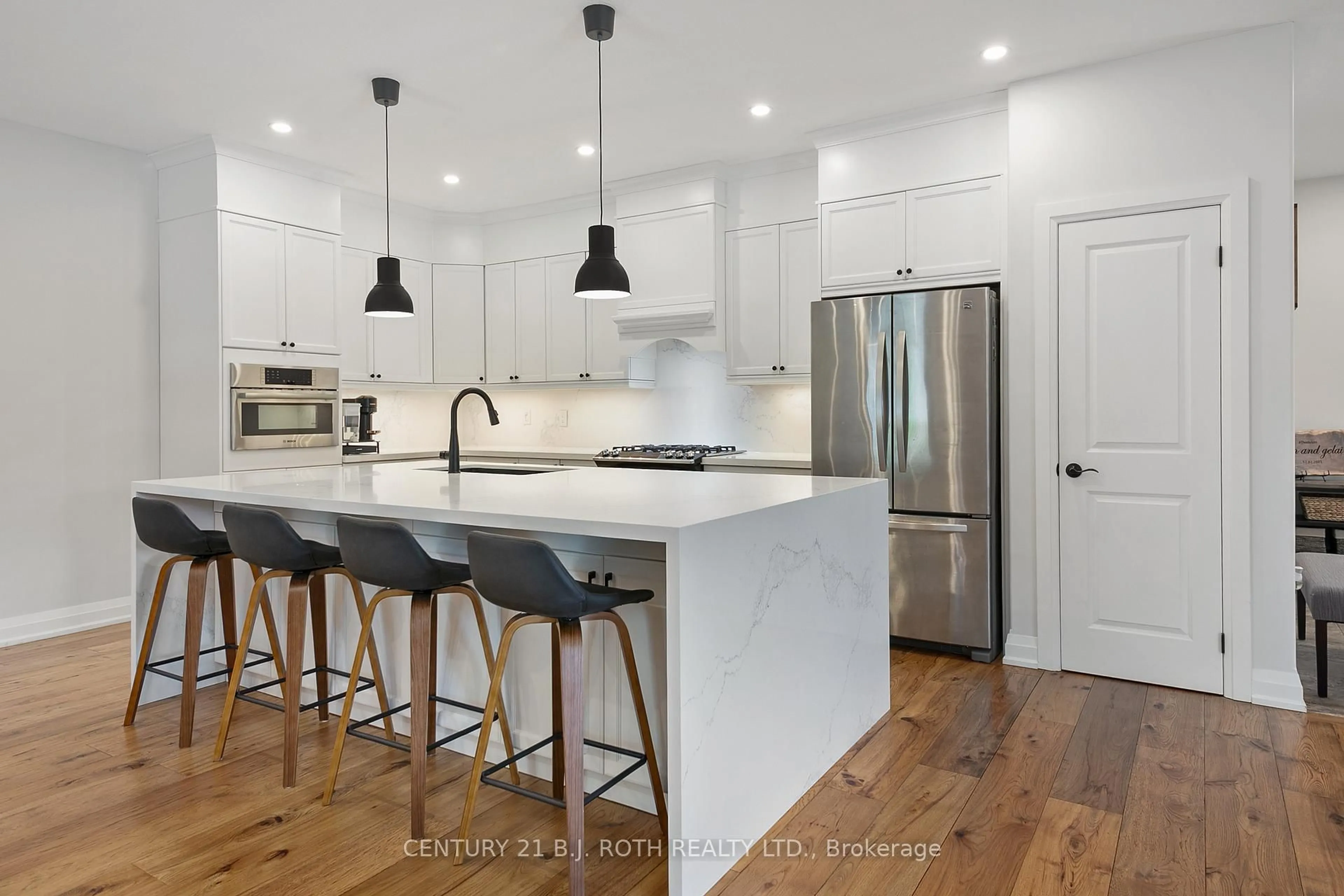 Open concept kitchen, unknown for 70 Landscape Dr, Oro-Medonte Ontario L0L 2L0