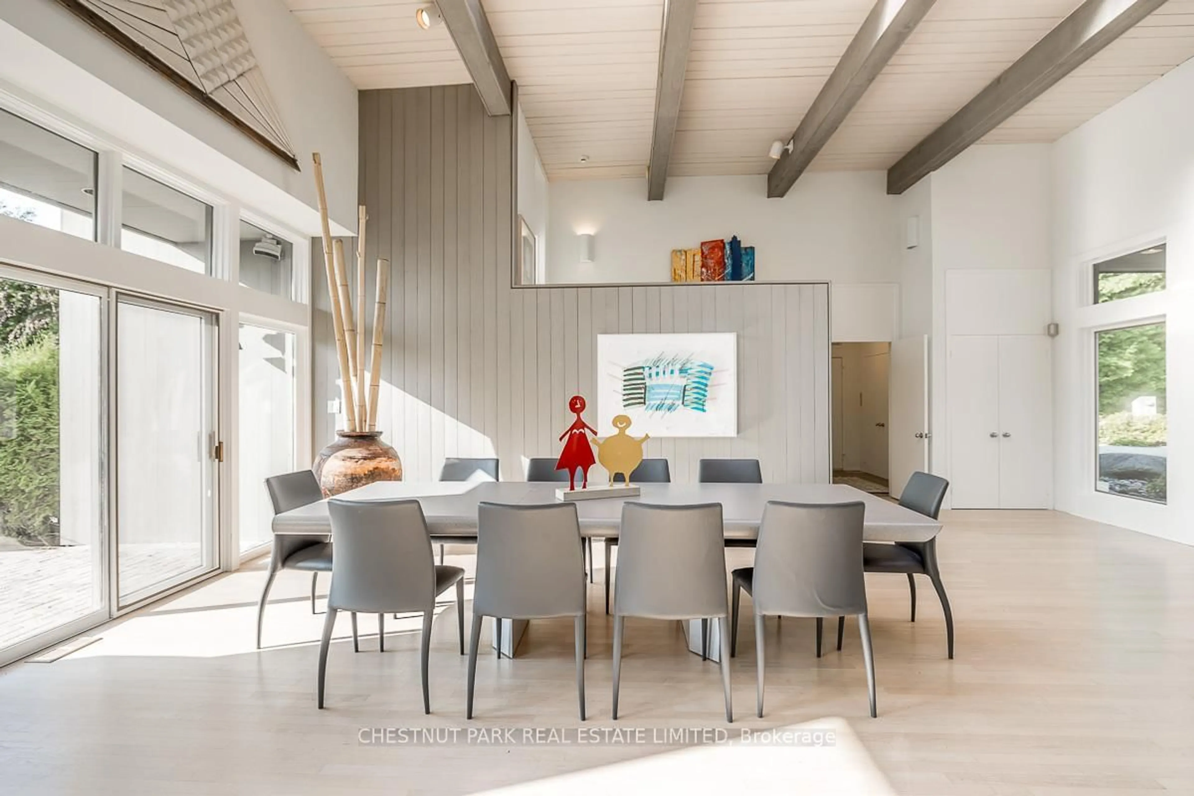 Dining room, unknown for 39 Eight Mile Point Rd, Oro-Medonte Ontario M5M 1K1