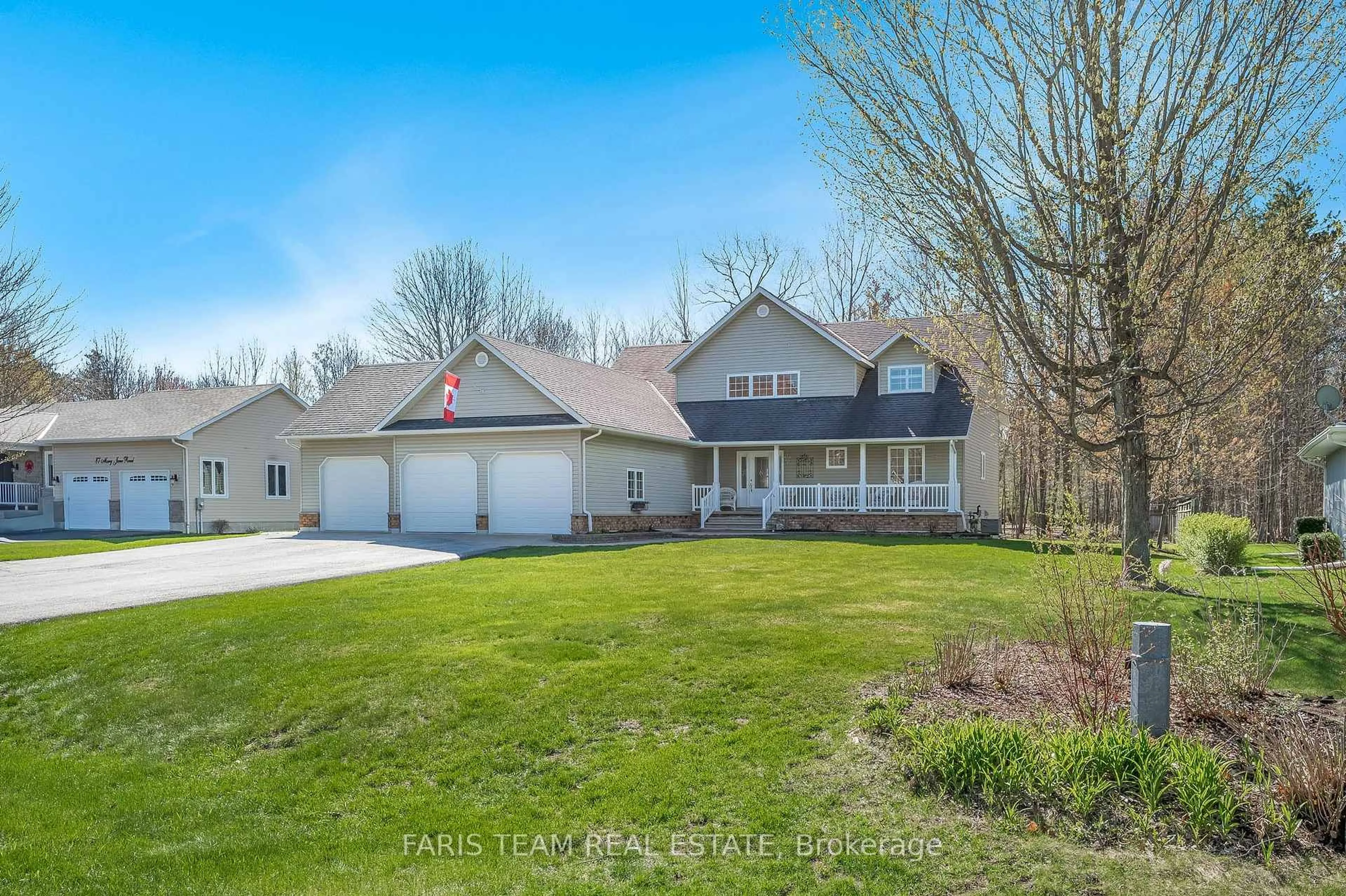 A pic from outside/outdoor area/front of a property/back of a property/a pic from drone, water/lake/river/ocean view for 91 Maryjane Rd, Tiny Ontario L0L 2T0