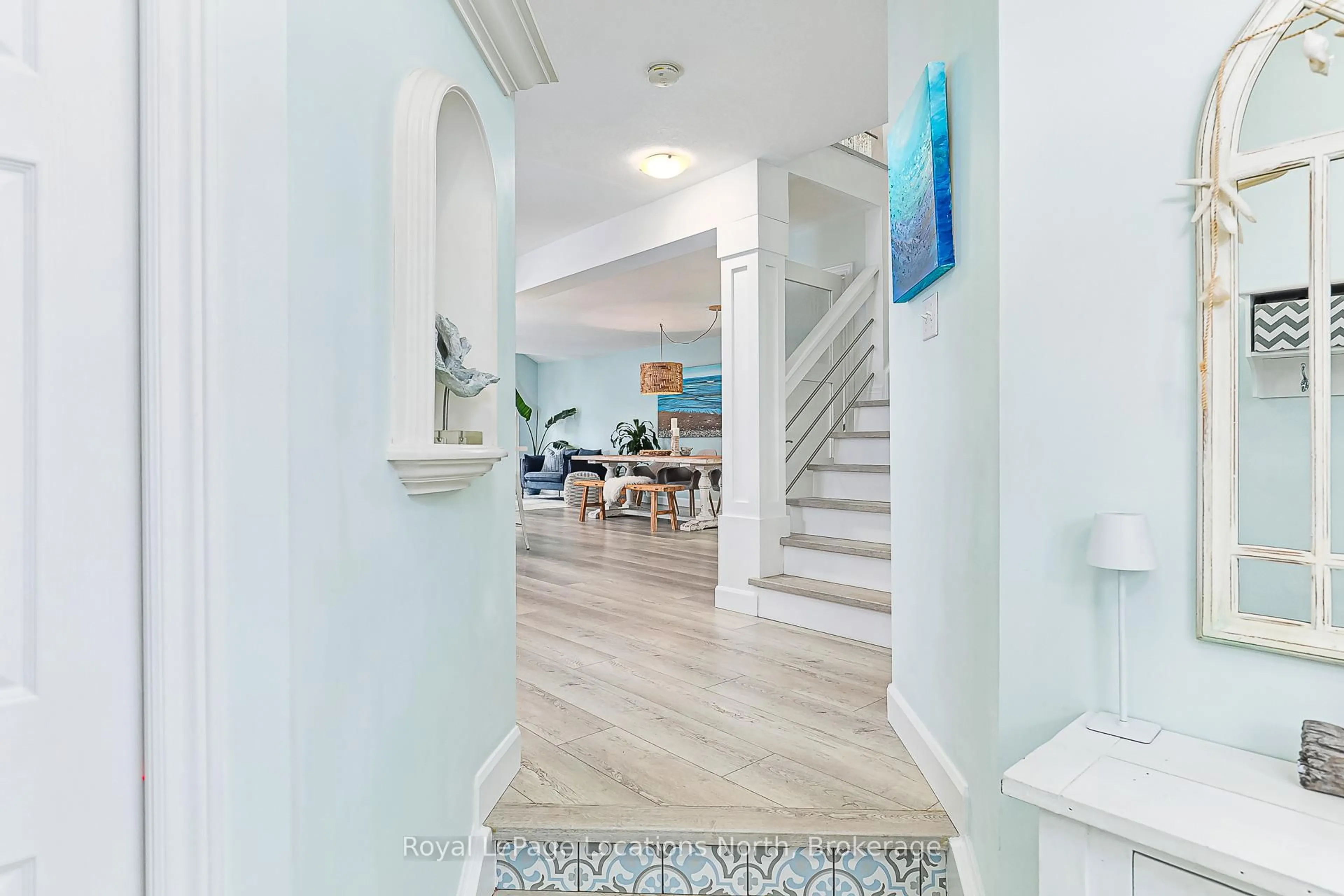 Indoor entryway for 6 Connor Ave, Collingwood Ontario L9Y 5H4