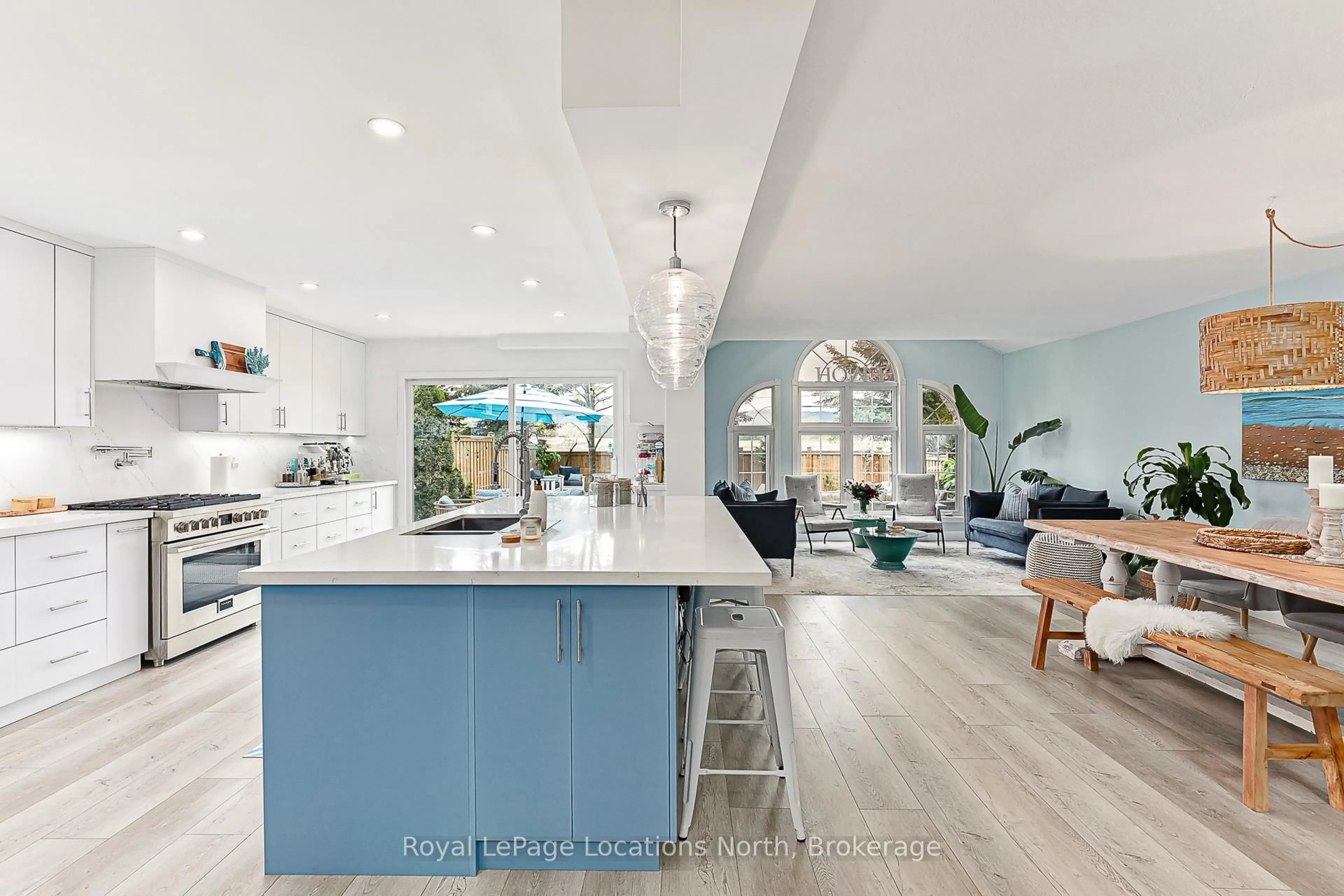 Open concept kitchen, ceramic/tile floor for 6 Connor Ave, Collingwood Ontario L9Y 5H4