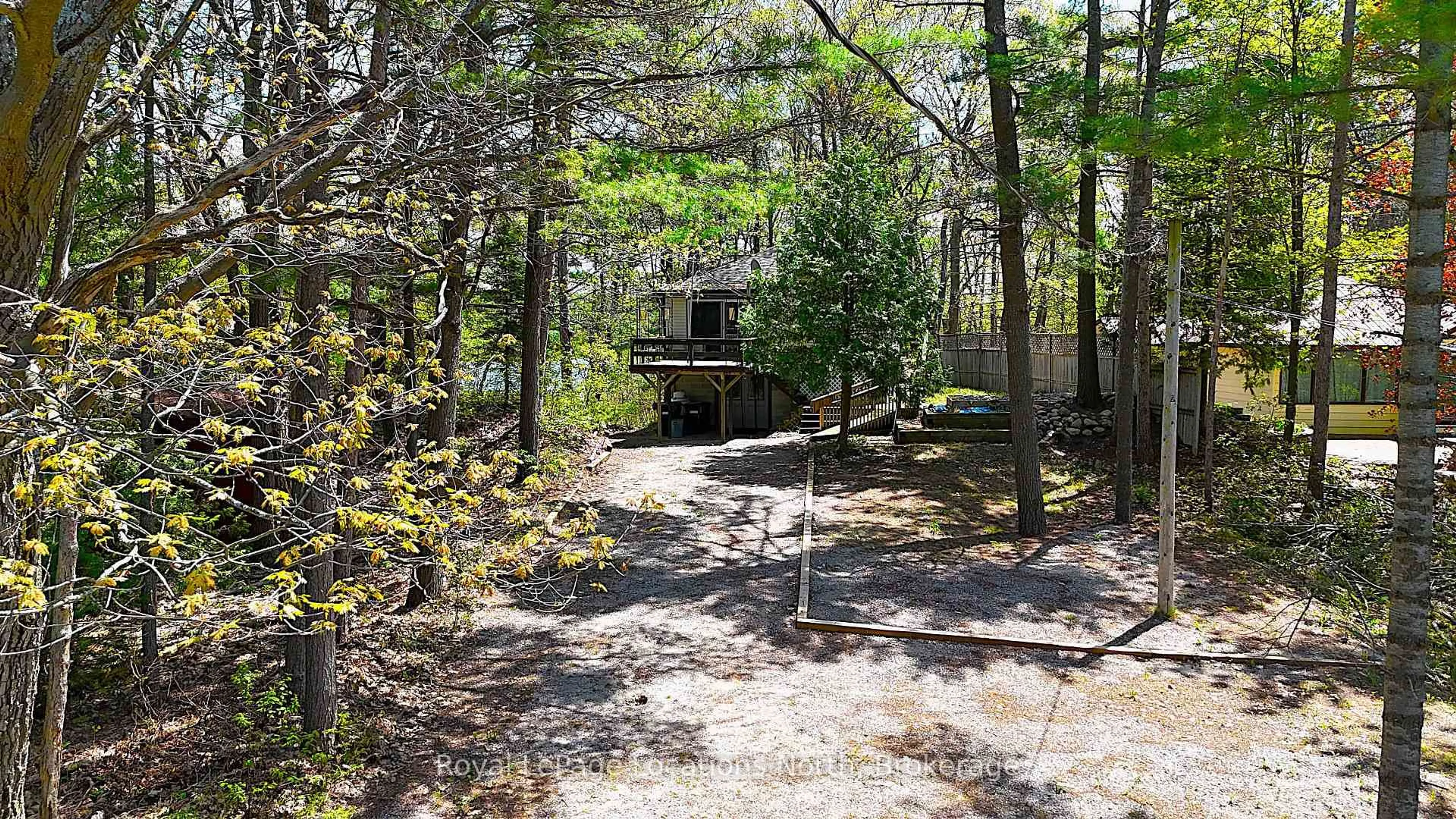 Unknown for 25 Balmoral Ave, Tiny Ontario L0L 1P1