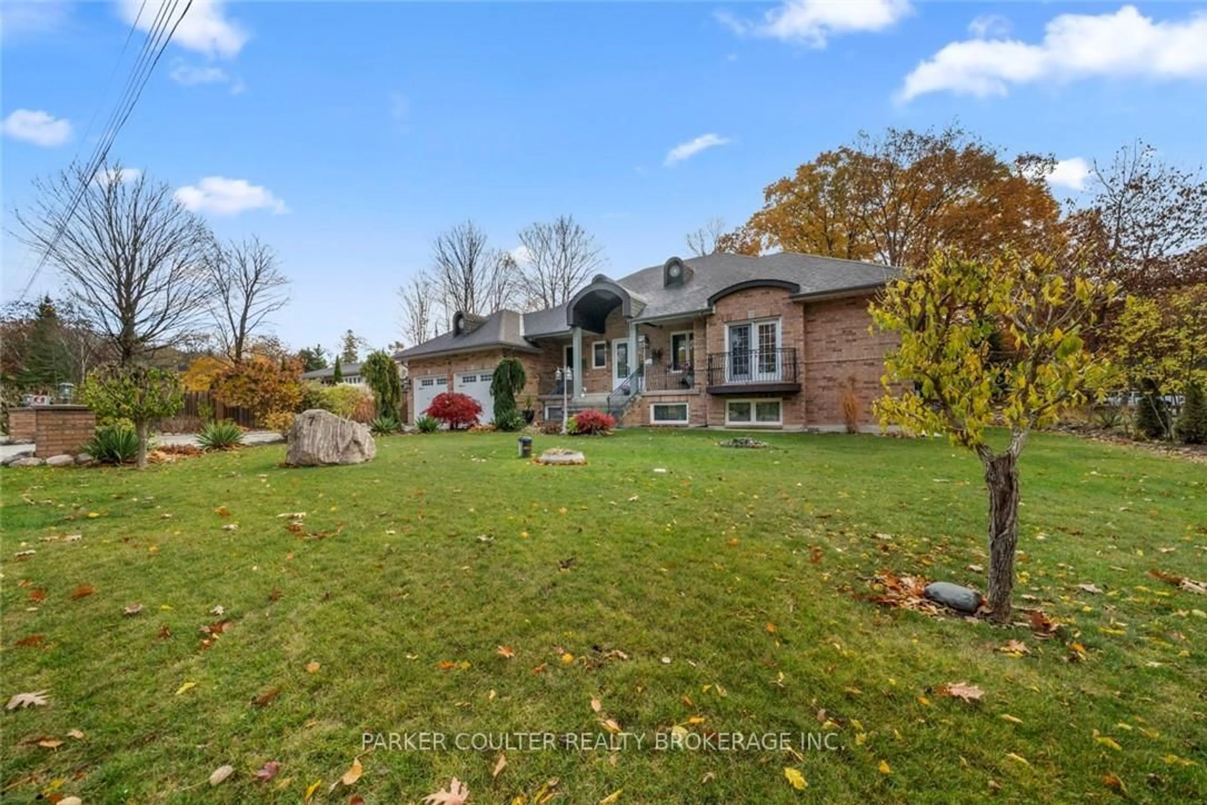 Home with brick exterior material, street for 7 Sherwood Cres, Tiny Ontario L0L 2J0