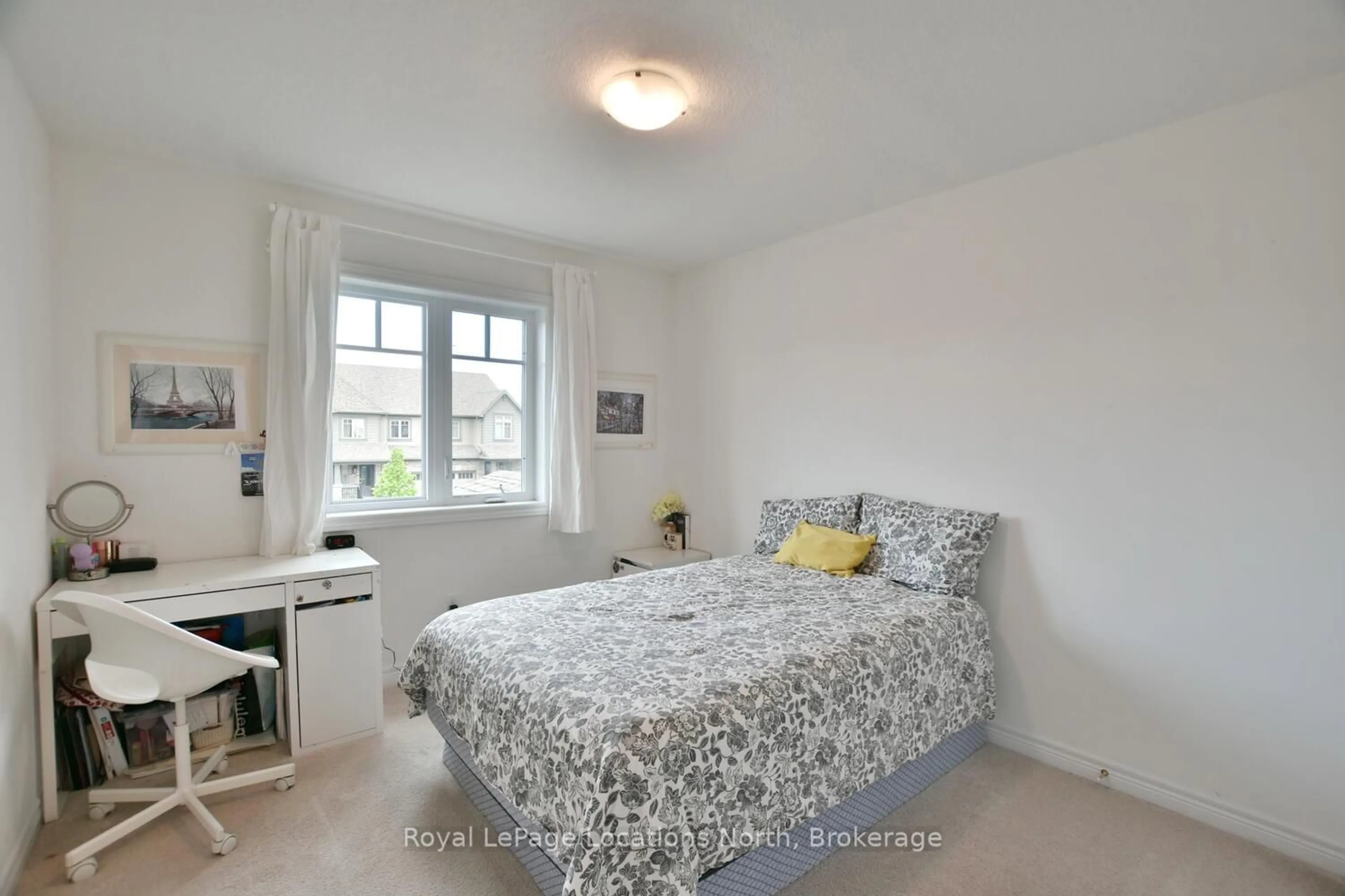 Bedroom with bed, unknown for 29 Archer Ave, Collingwood Ontario L9Y 3B7